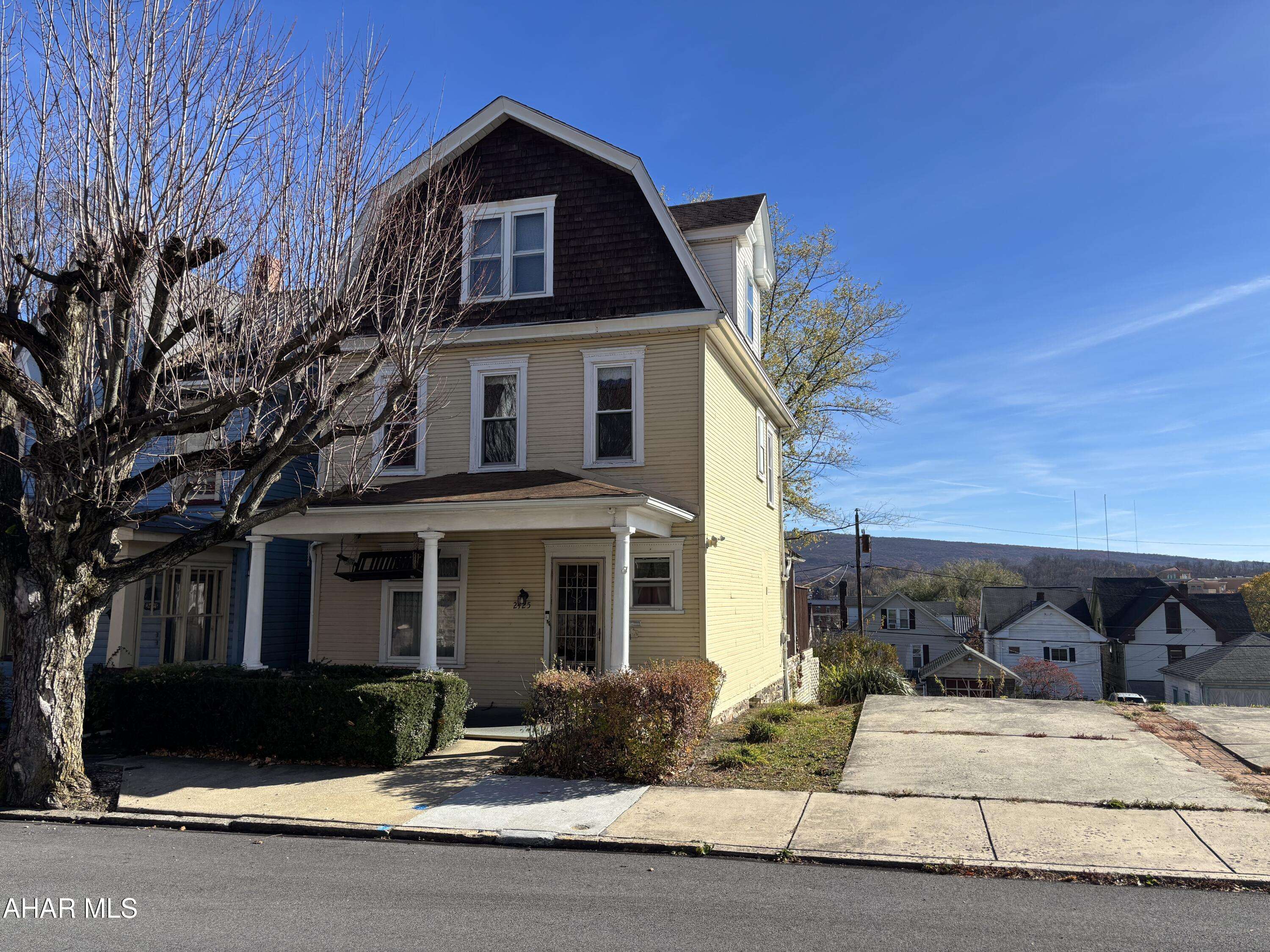 Altoona, PA 16601,2425 Maple Avenue, Altoona, PA 16601