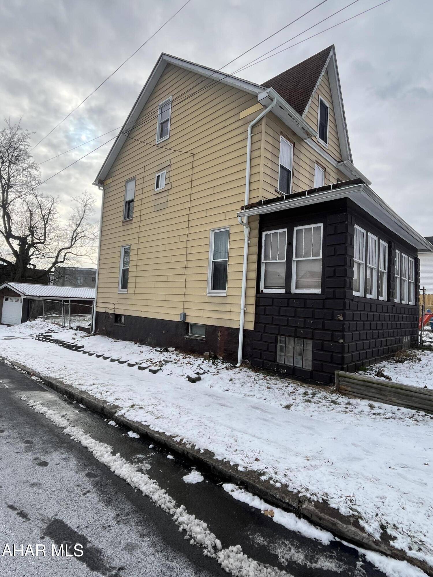 Altoona, PA 16601,2701 Spruce Avenue, Altoona, PA 16601