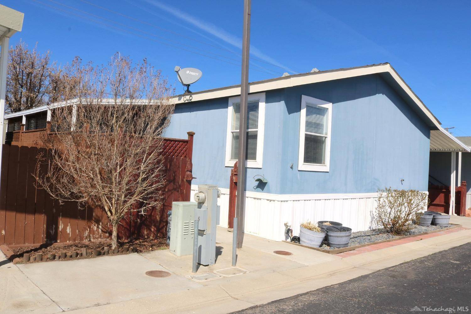 Tehachapi, CA 93561,600 S Dennison Road #4