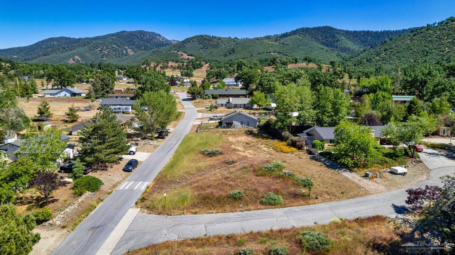 Tehachapi, CA 93561,0 Basil Place