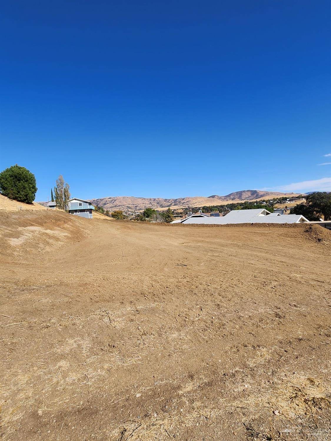 Tehachapi, CA 93561,20909 Crest Dr.