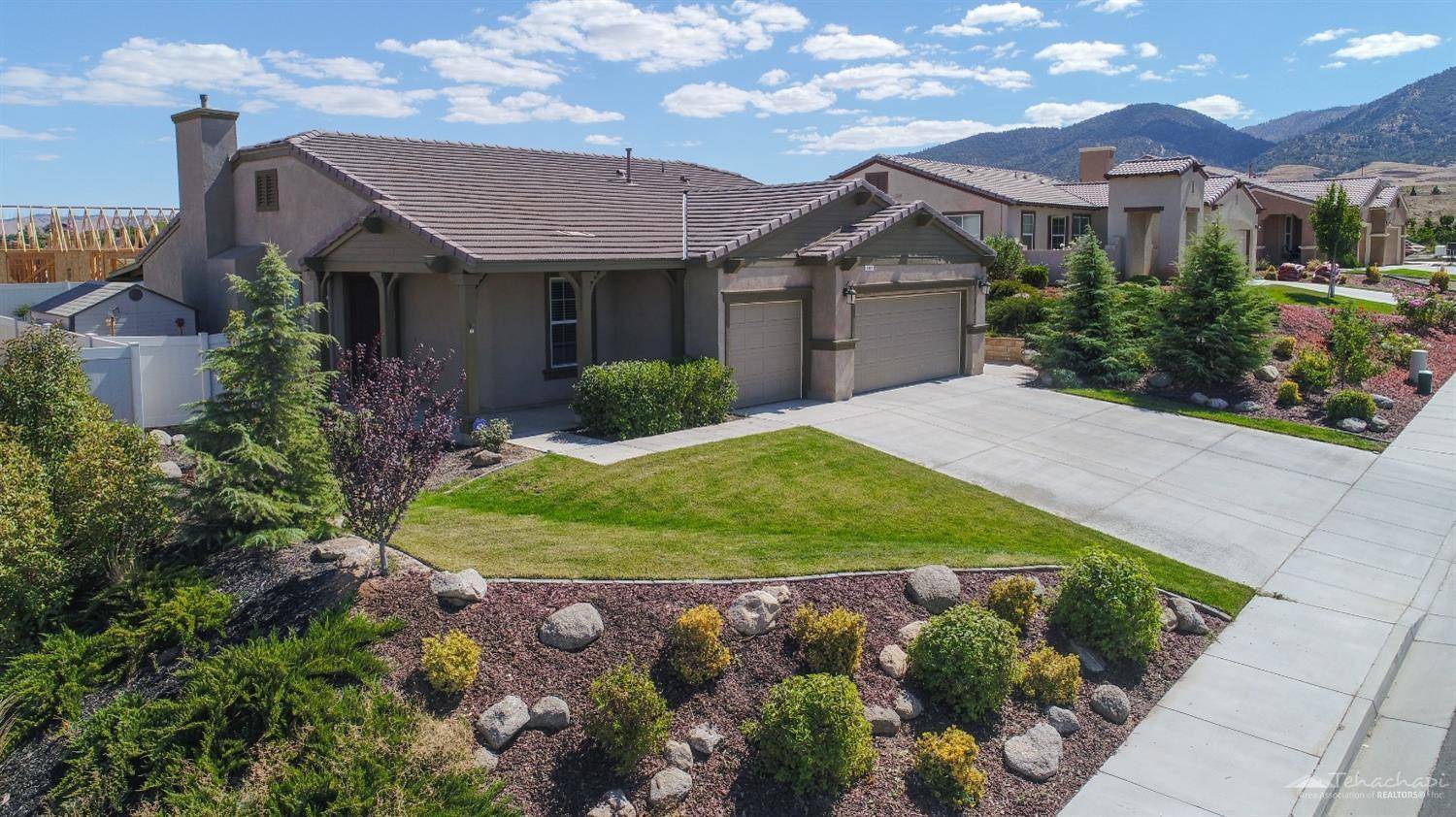 Tehachapi, CA 93561,1327 Arabella Court