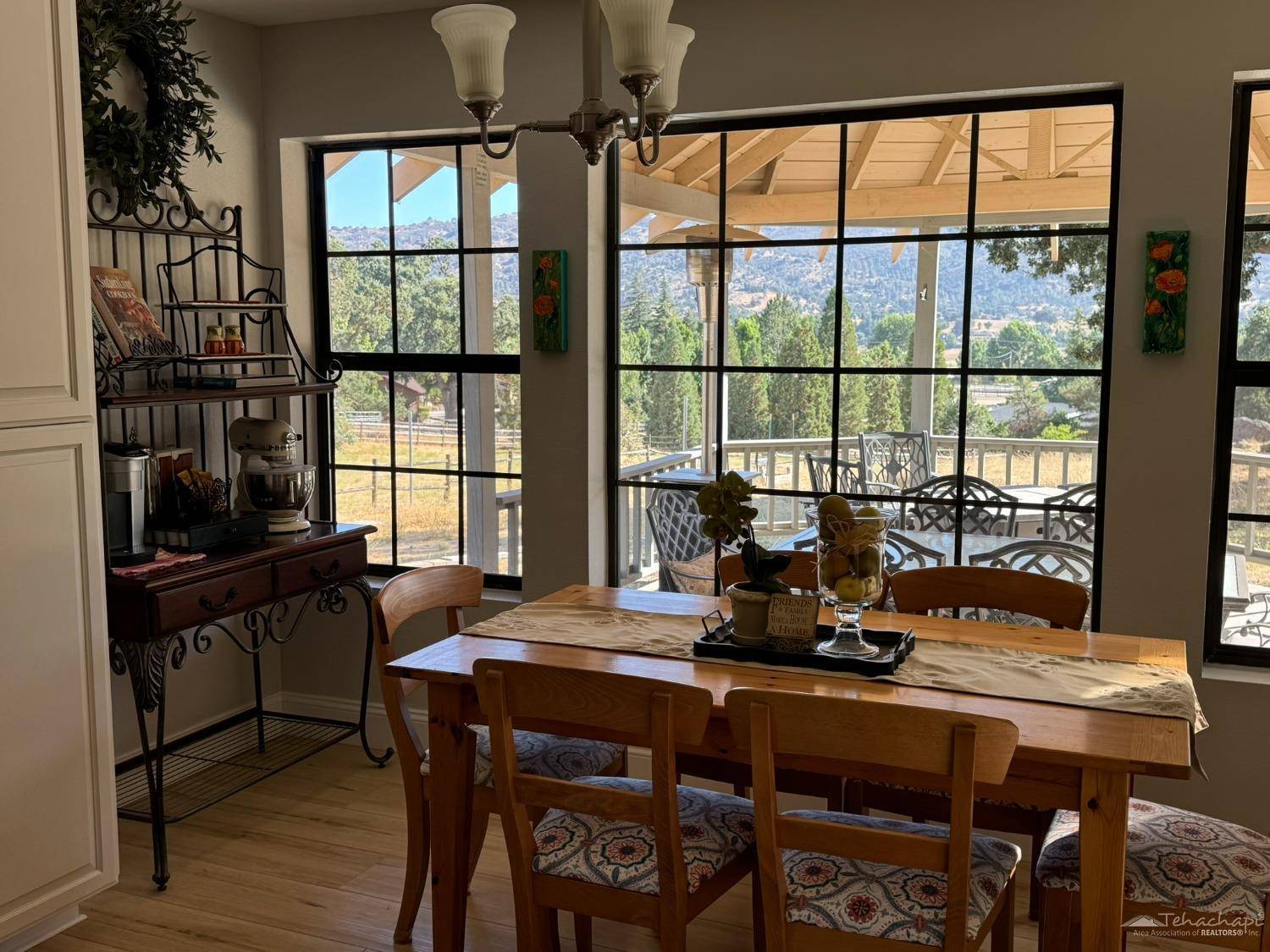 Tehachapi, CA 93561,24121 Martingale Way