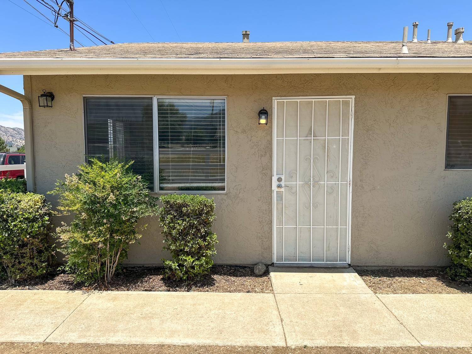 Tehachapi, CA 93561,21140 Santa Maria Drive #A