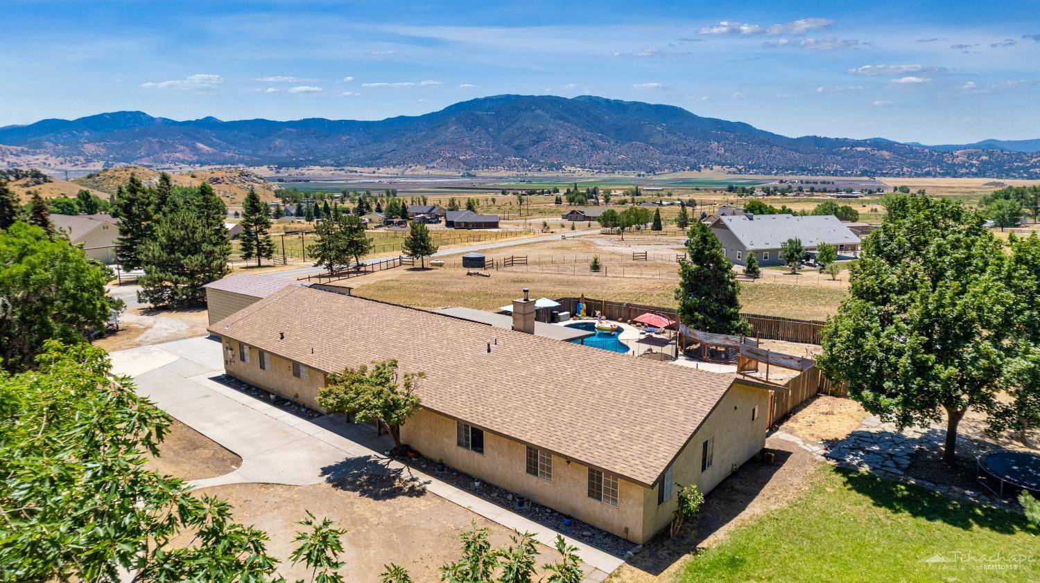 Tehachapi, CA 93561,27600 Kelso Drive