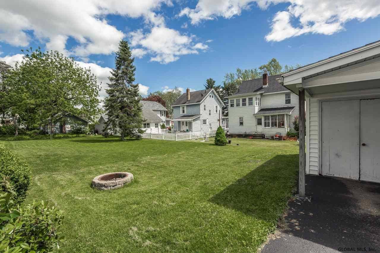 Amsterdam, NY 12010,16 AUSTIN Street