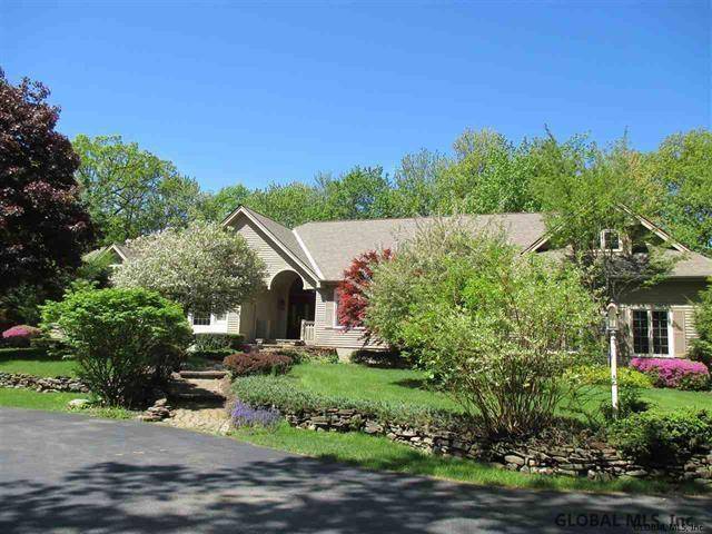 Clifton Park, NY 12148,944A GROOMS Road