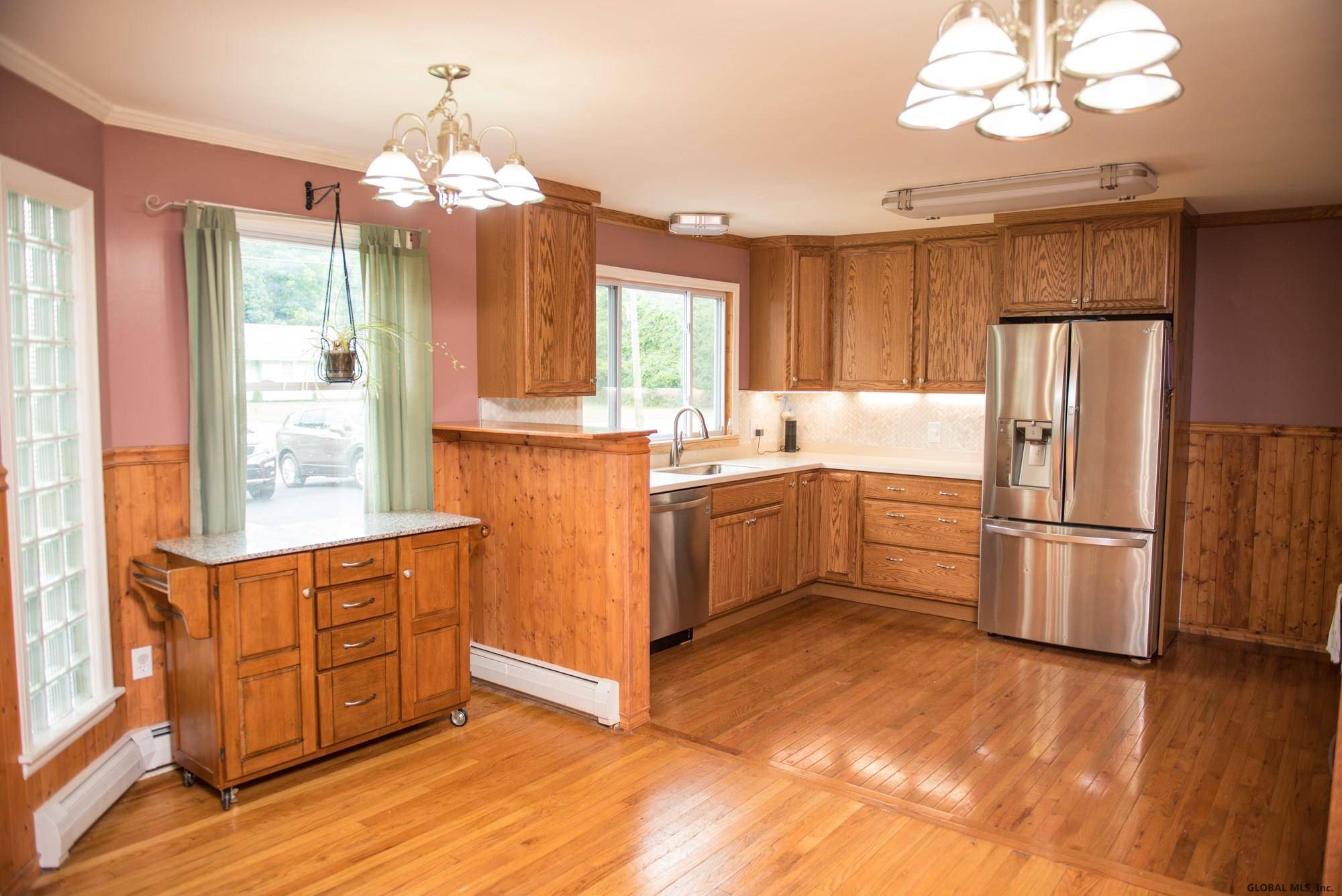 South Glens Falls, NY 12803,36 BLUEBIRD Road