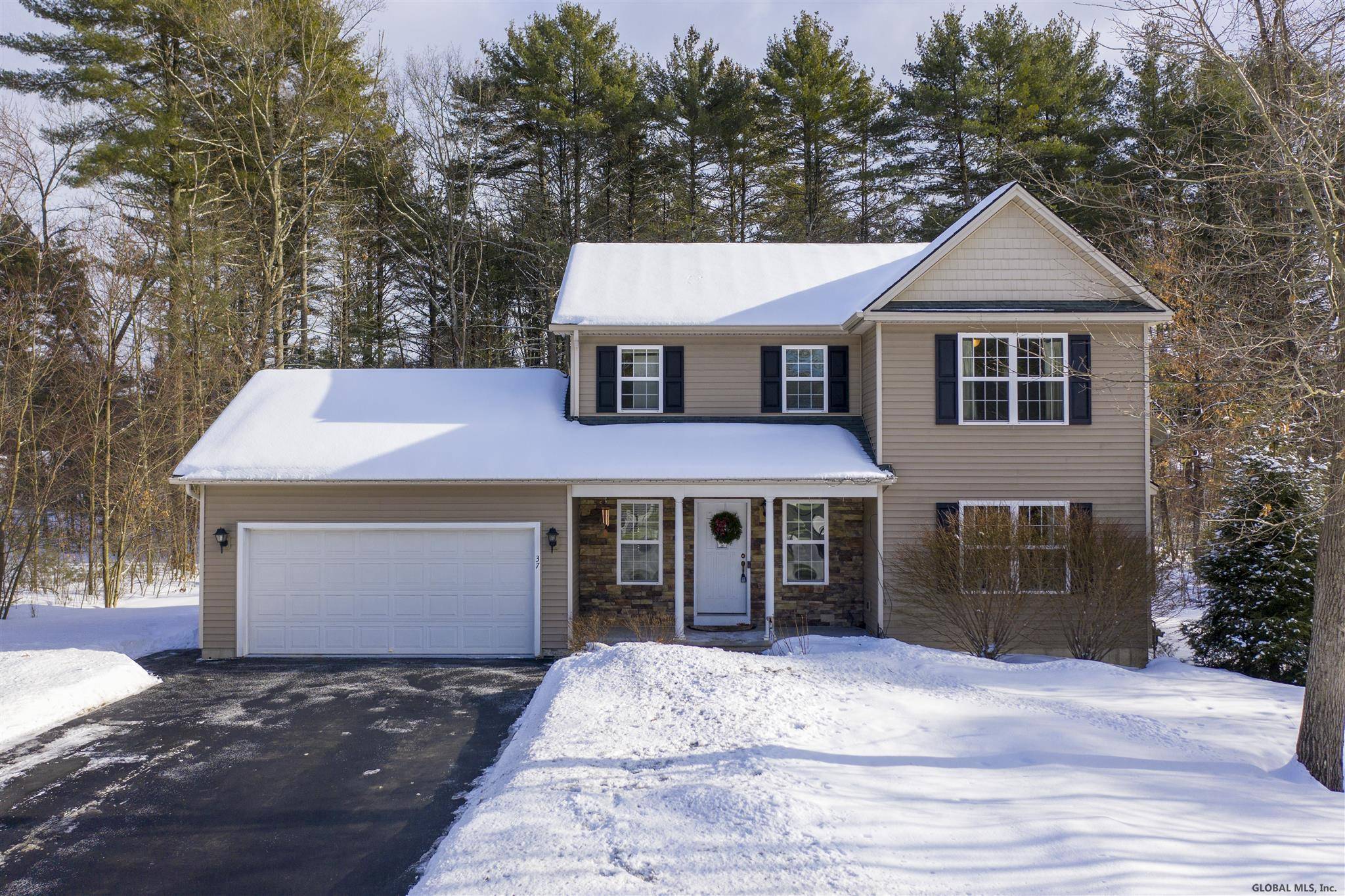 Moreau, NY 12828,37 Ella Drive