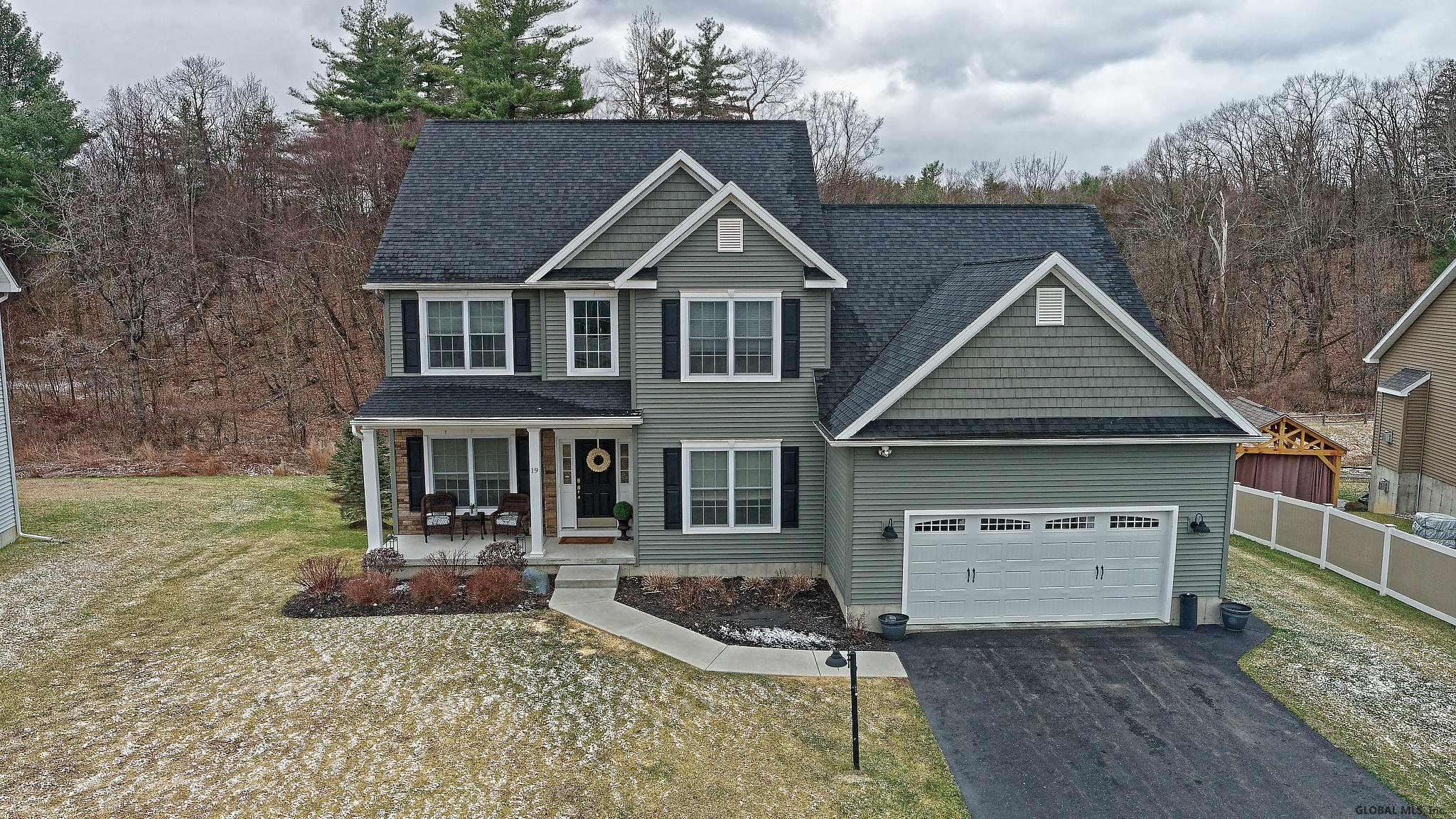 Halfmoon, NY 12118,19 SWATLING Drive