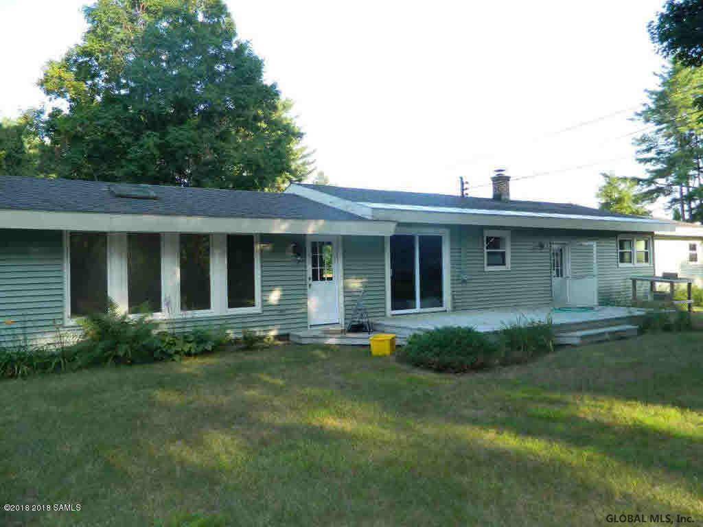Queensbury, NY 12804,4 PINEWOOD Avenue