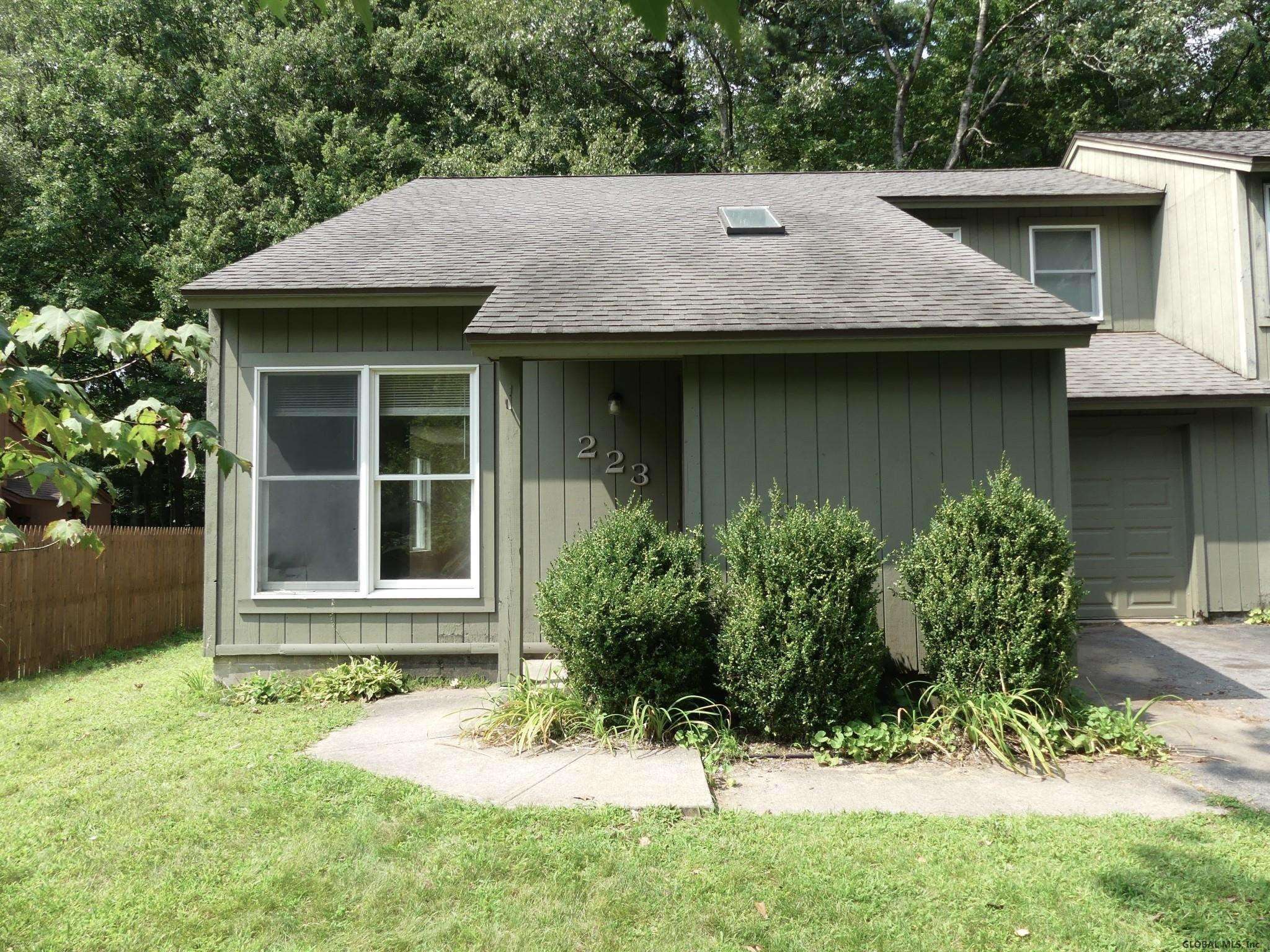 Malta, NY 12020,223 THIMBLEBERRY Road