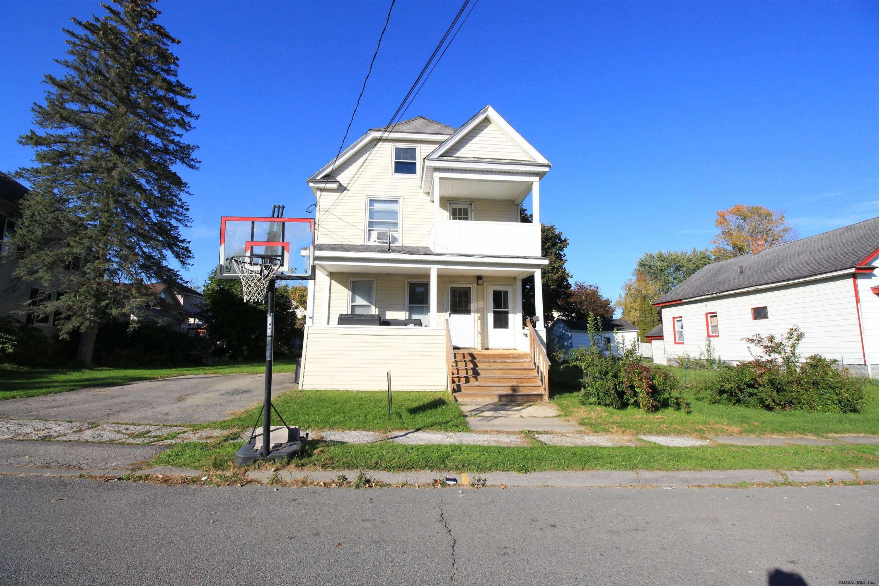 Johnstown, NY 12095,9 E DECKER Street