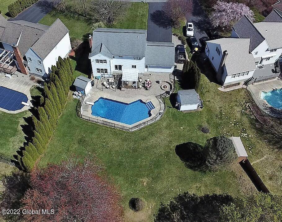 Colonie, NY 12211,34 Dogwood Lane