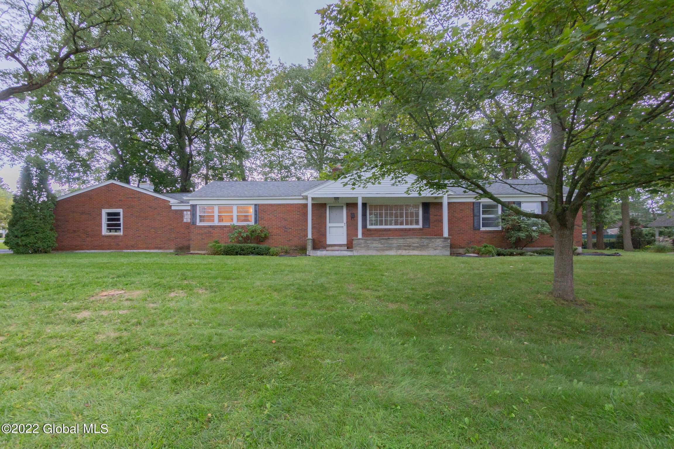 Schenectady, NY 12309,1376 Lexington Avenue
