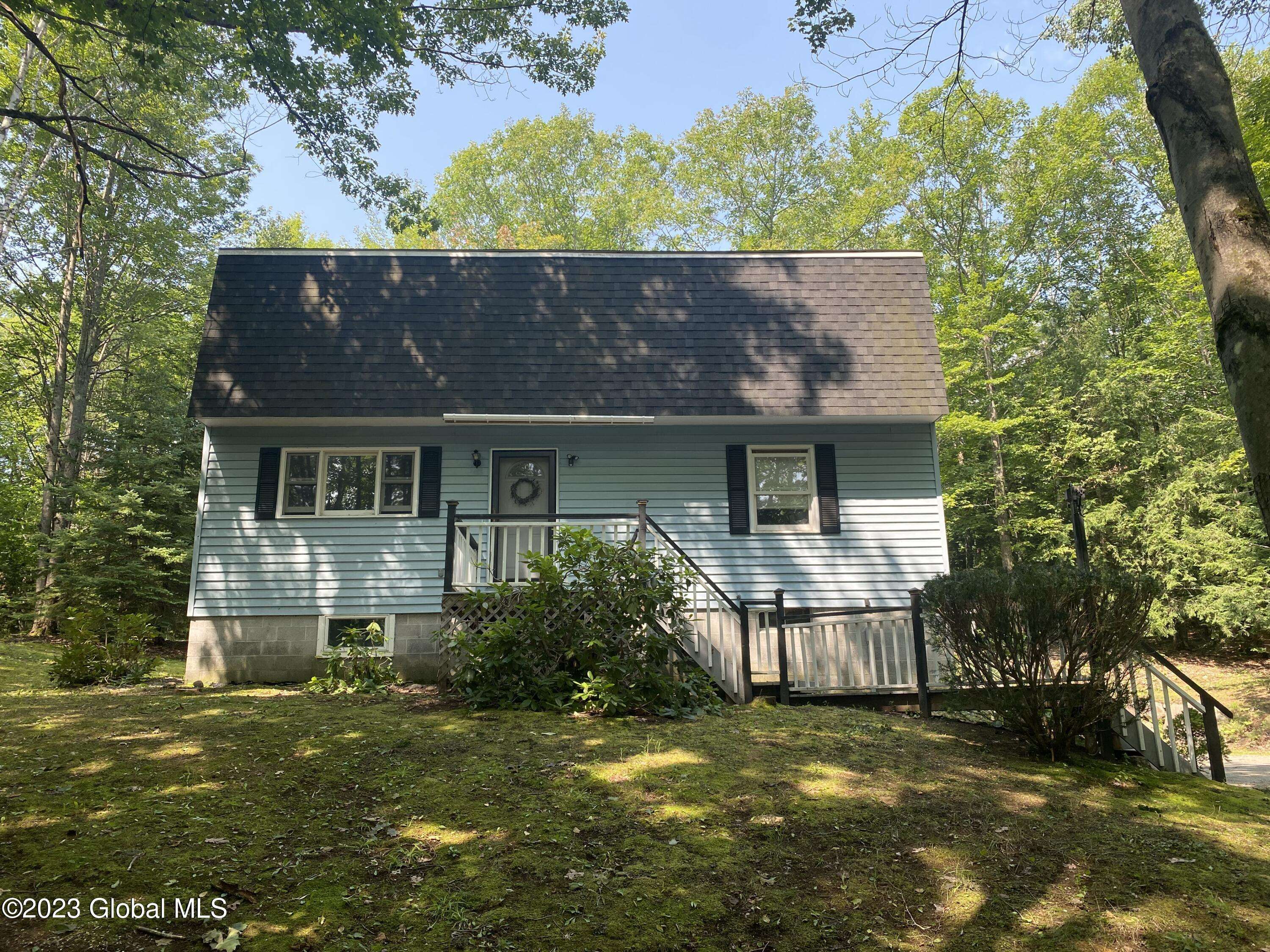 Schroon Lake, NY 12870,108 Pine Lane