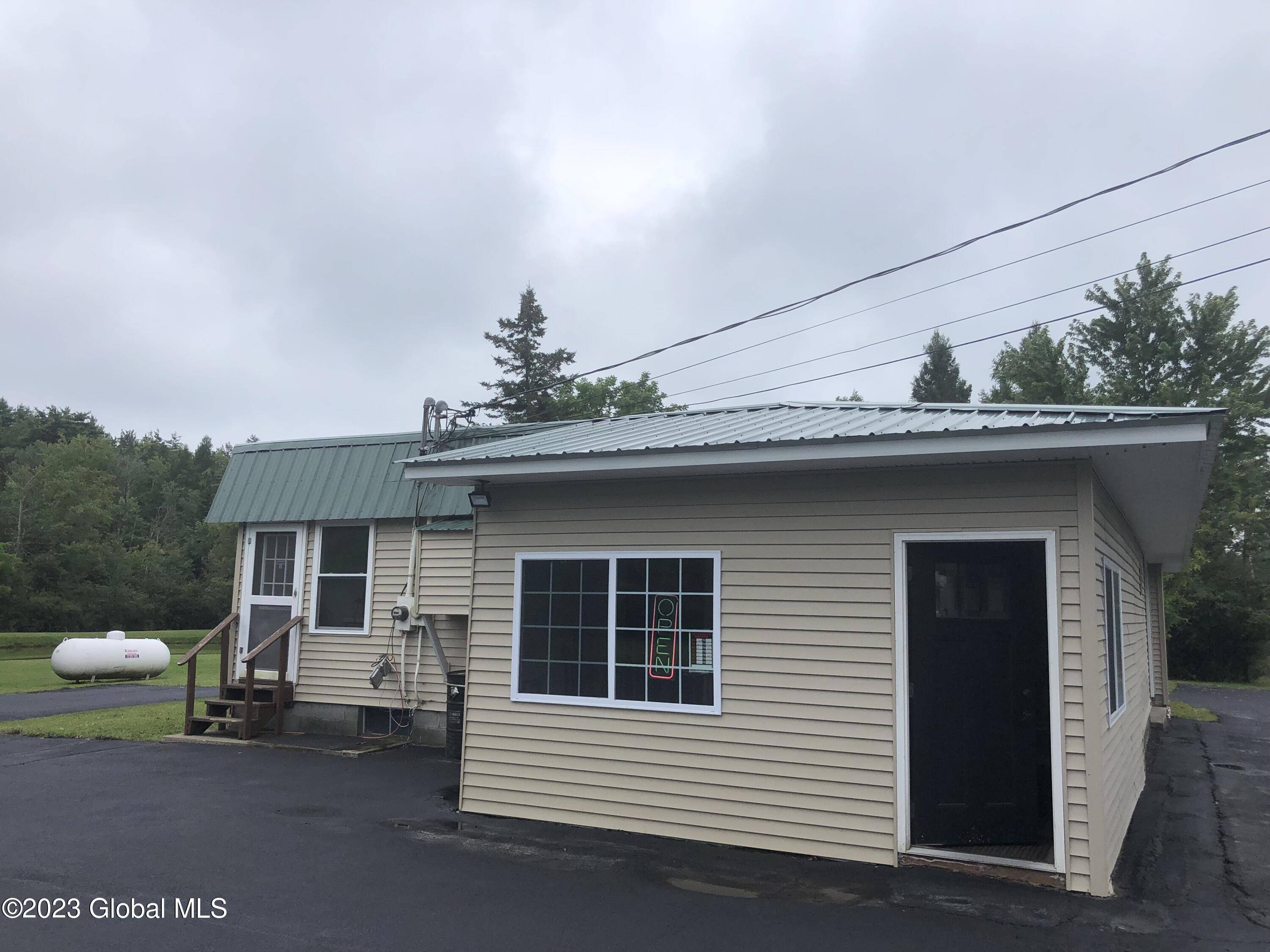 Mayfield, NY 12117,1205 State HWY 30