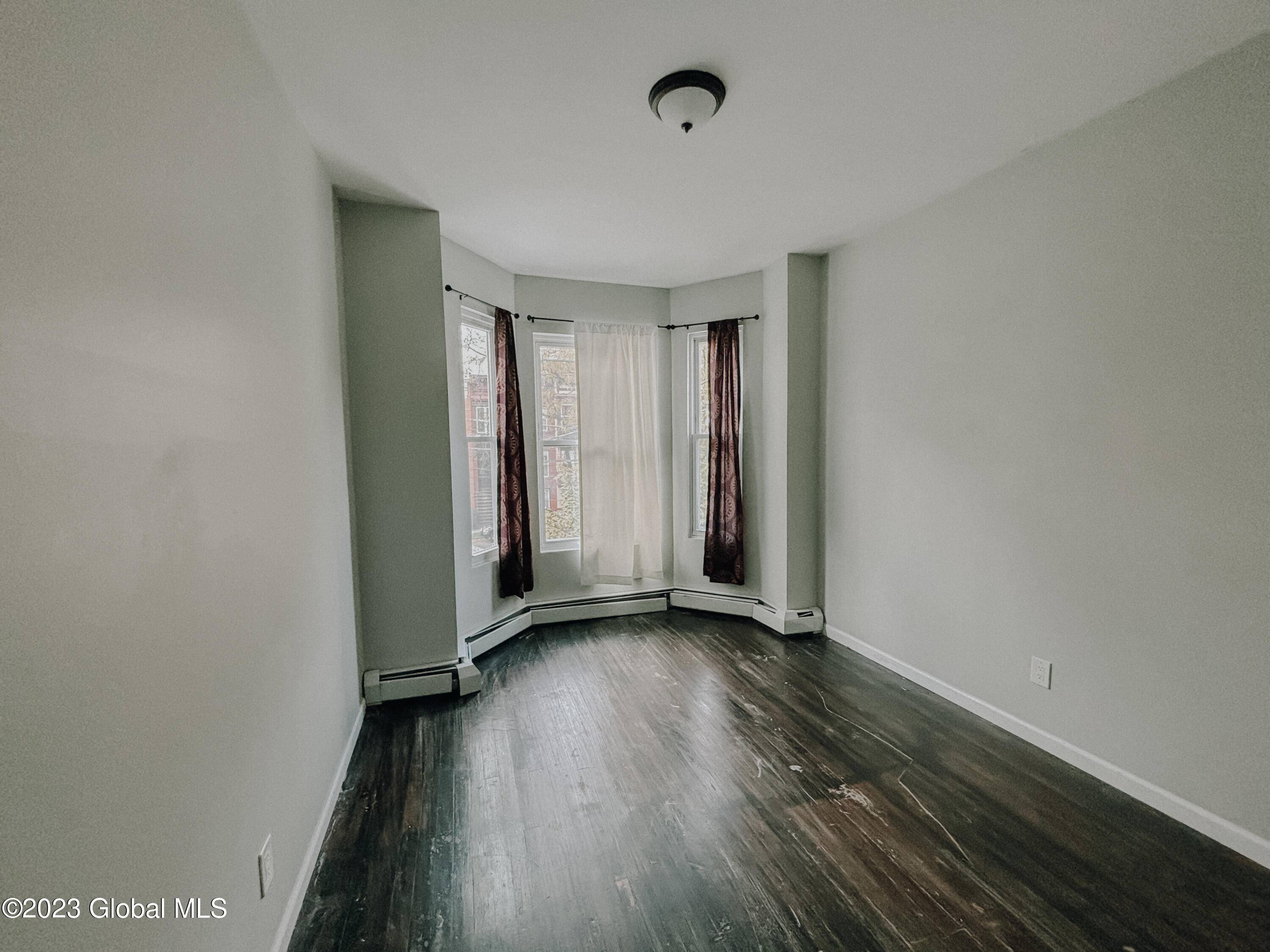 Albany, NY 12203,12 South Lake Avenue