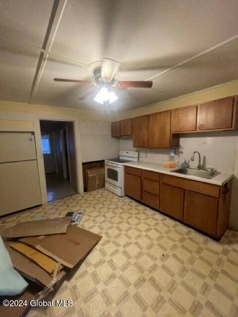 Hoosick Falls, NY 12090,1 Nixon Street