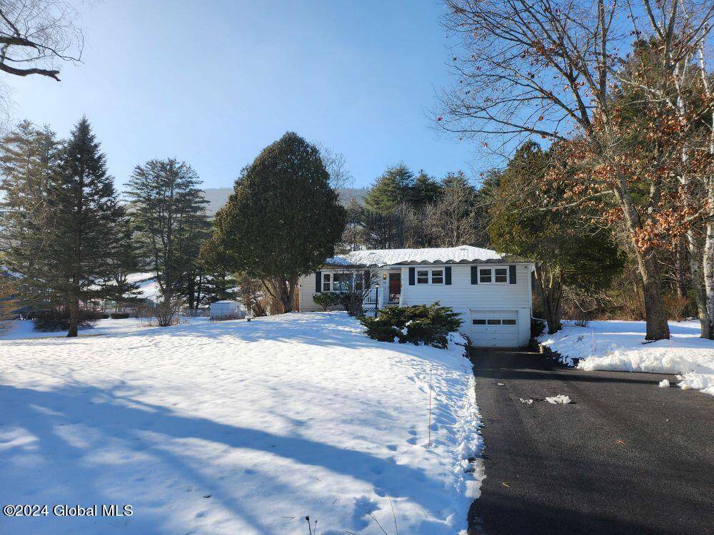 Queensbury, NY 12804,99 West Mountain Rd