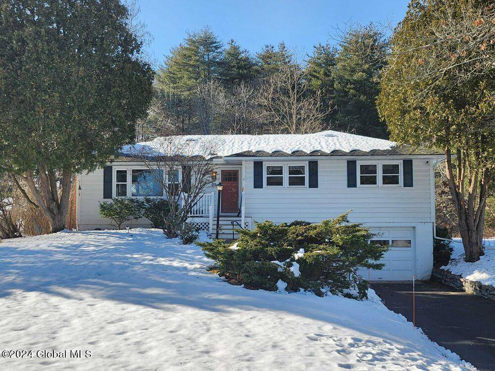 Queensbury, NY 12804,99 West Mountain Rd