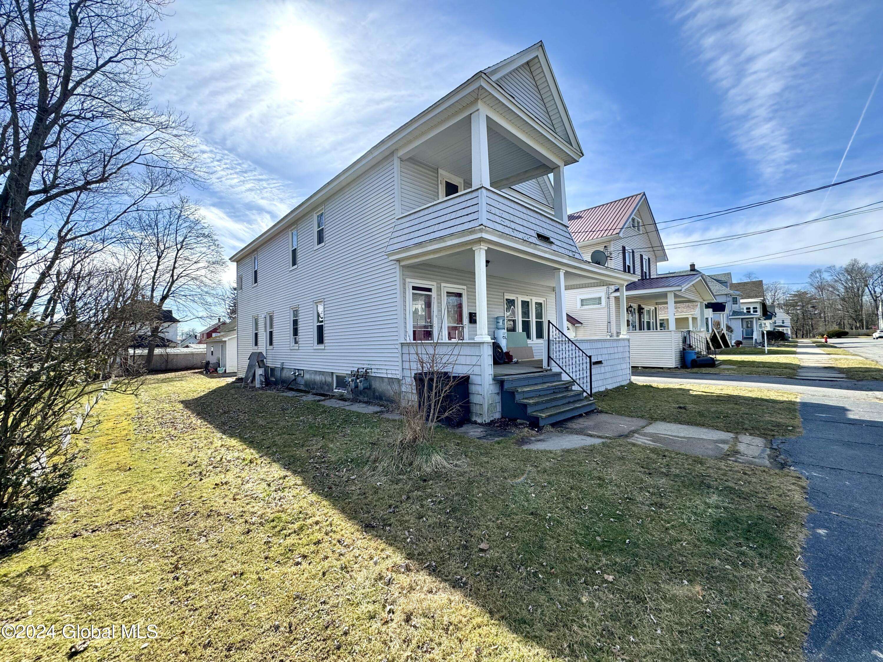 Amsterdam, NY 12010,13 Crescent Avenue