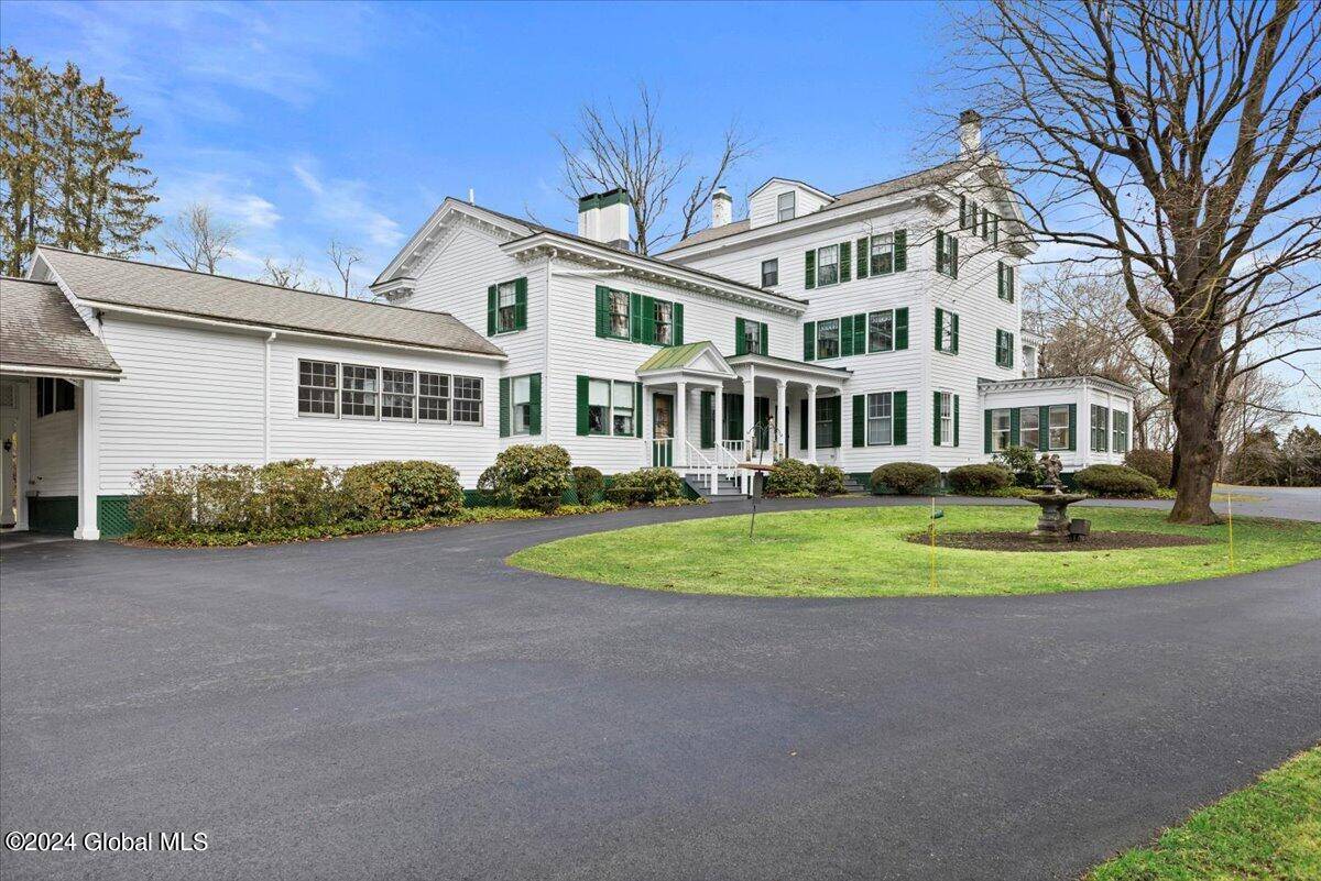 Saratoga Springs, NY 12866,40 Geyser Road