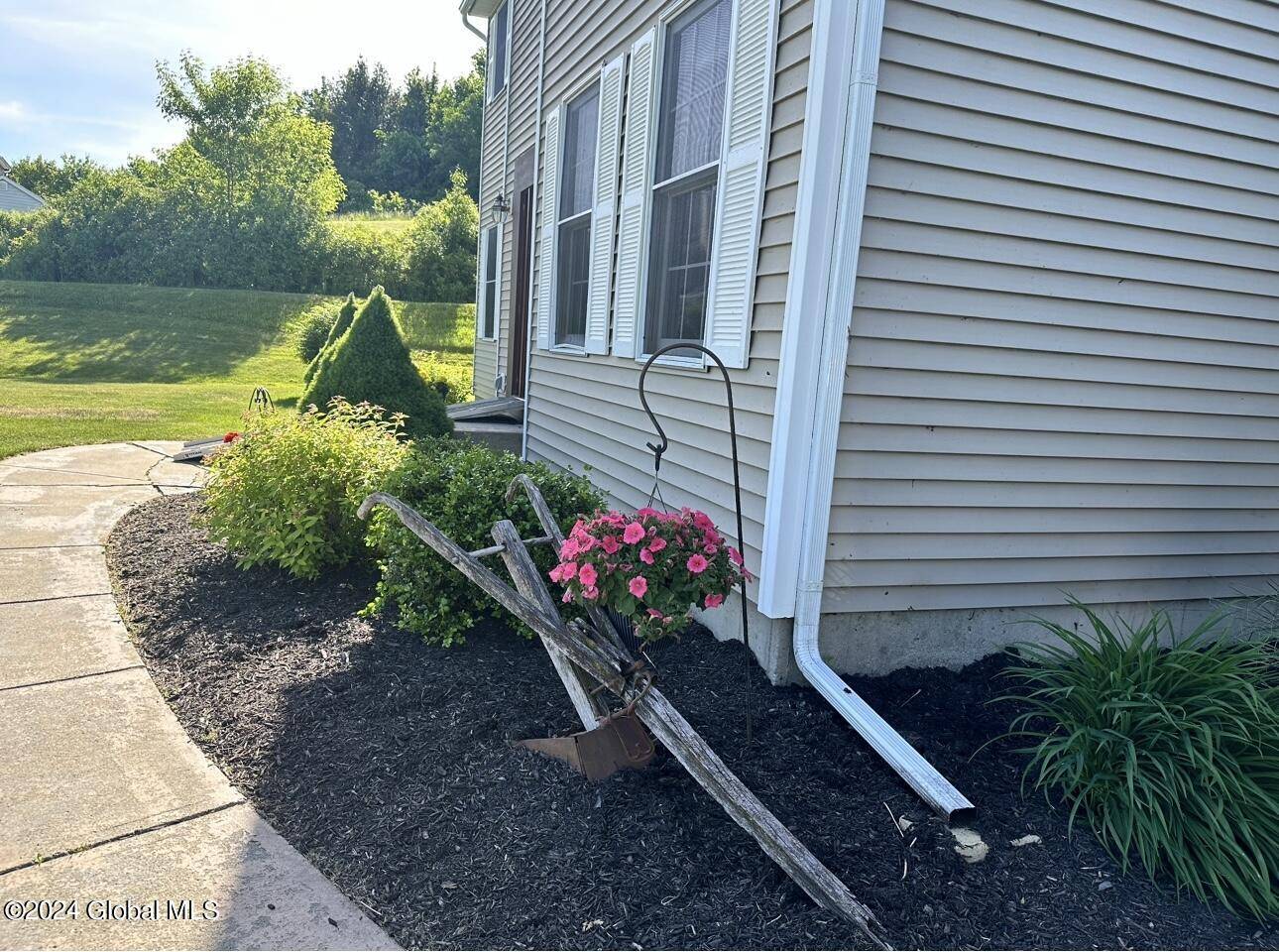 Schodack, NY 12061,34 Burden Lake Road