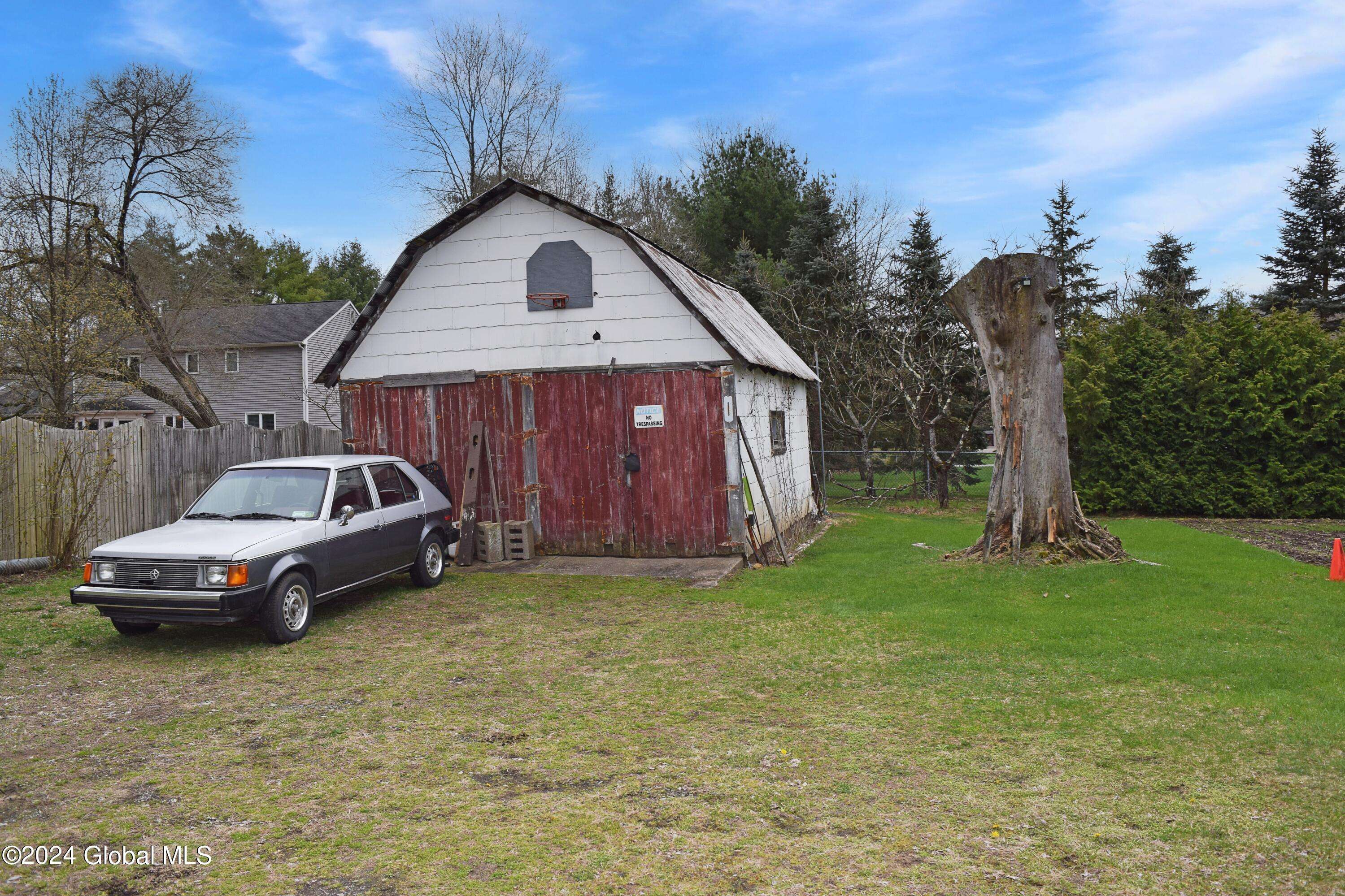 Moreau, NY 12828,408 Reynolds Road