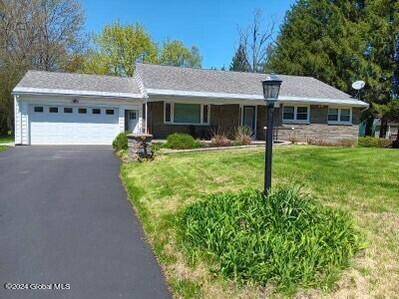 Clifton Park, NY 12148,933 Riverview Road