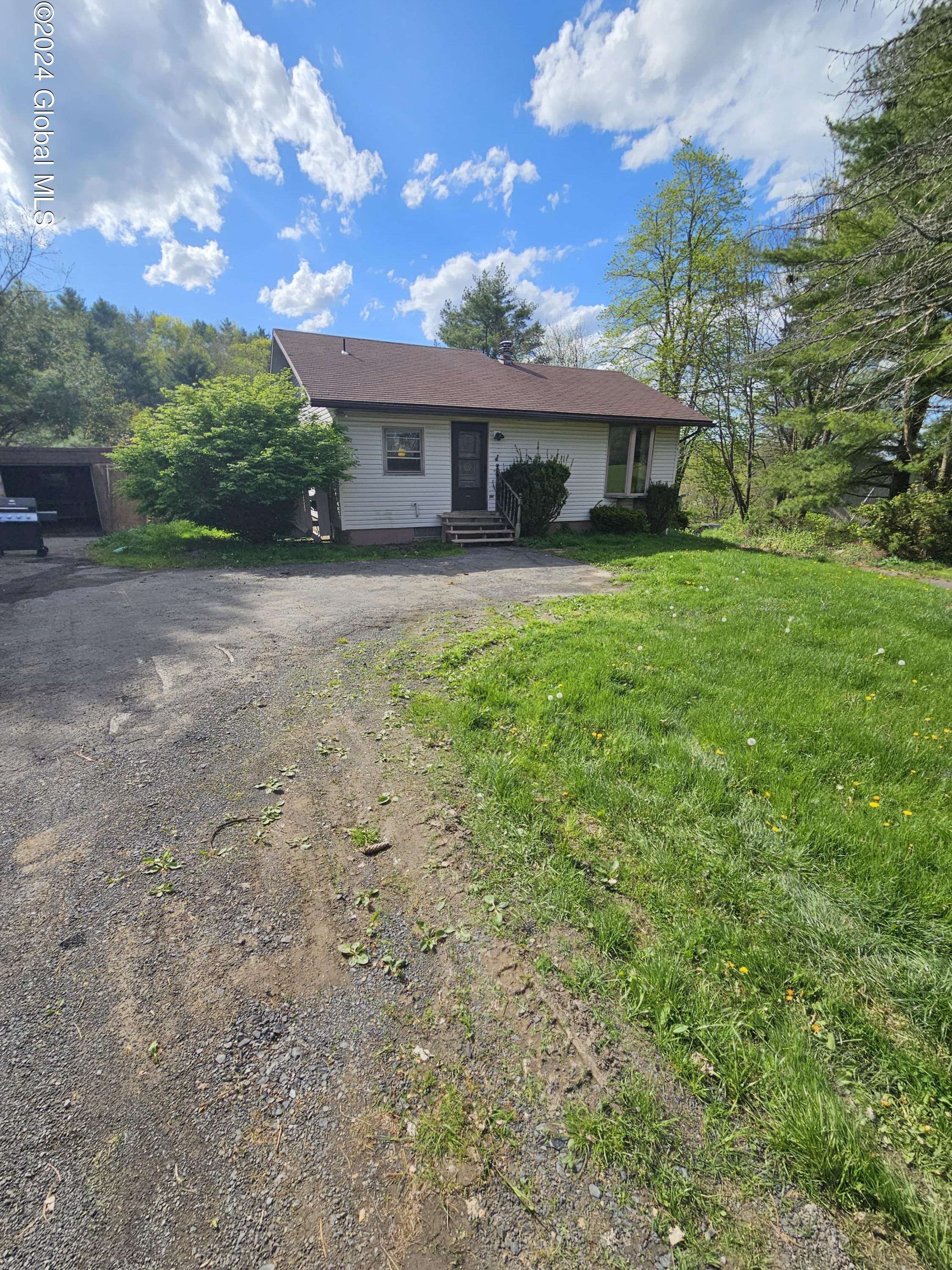 Greenville, NY 12083,853 King Hill Road