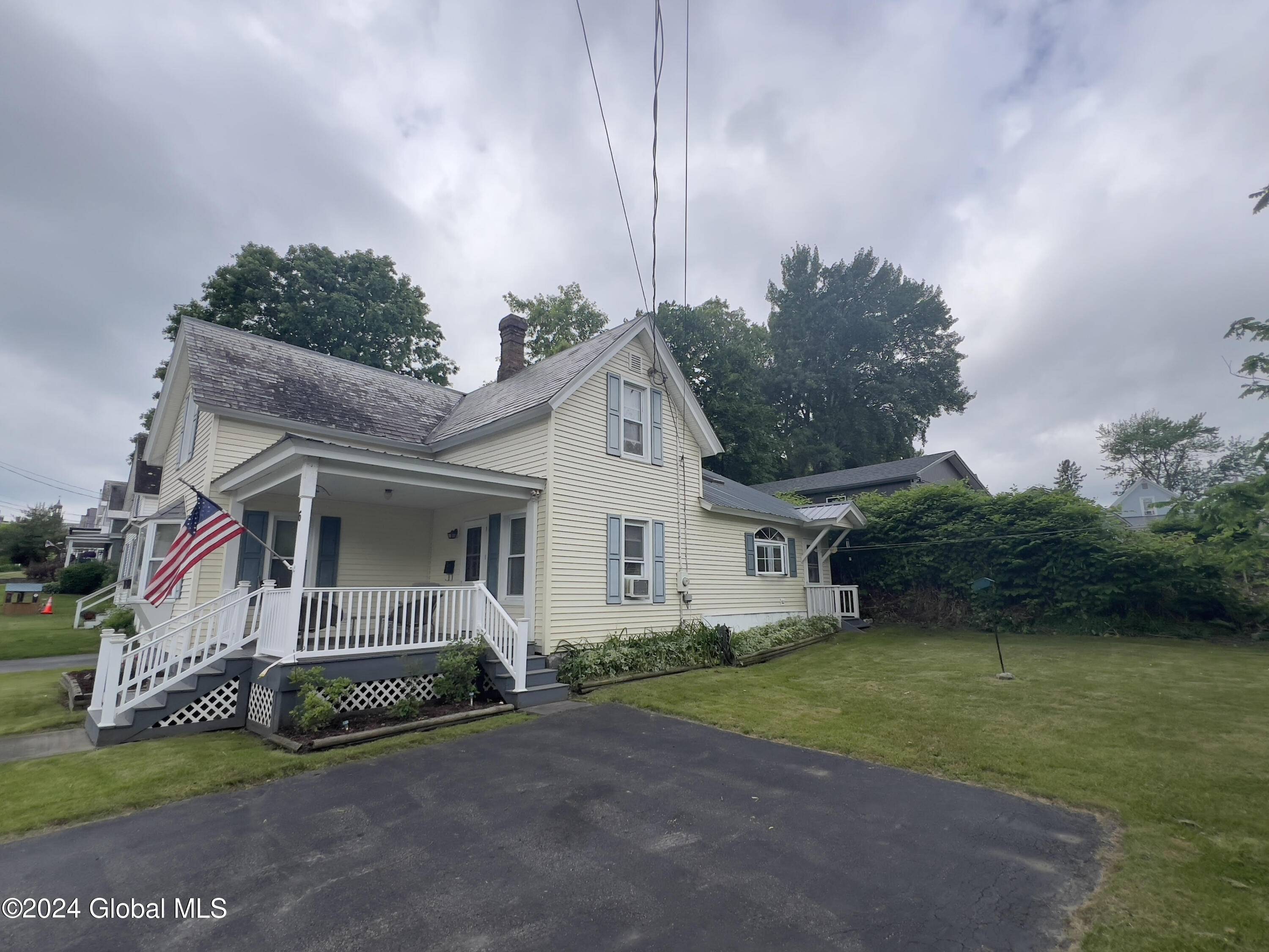 Ticonderoga, NY 12883,6 Holcomb Avenue