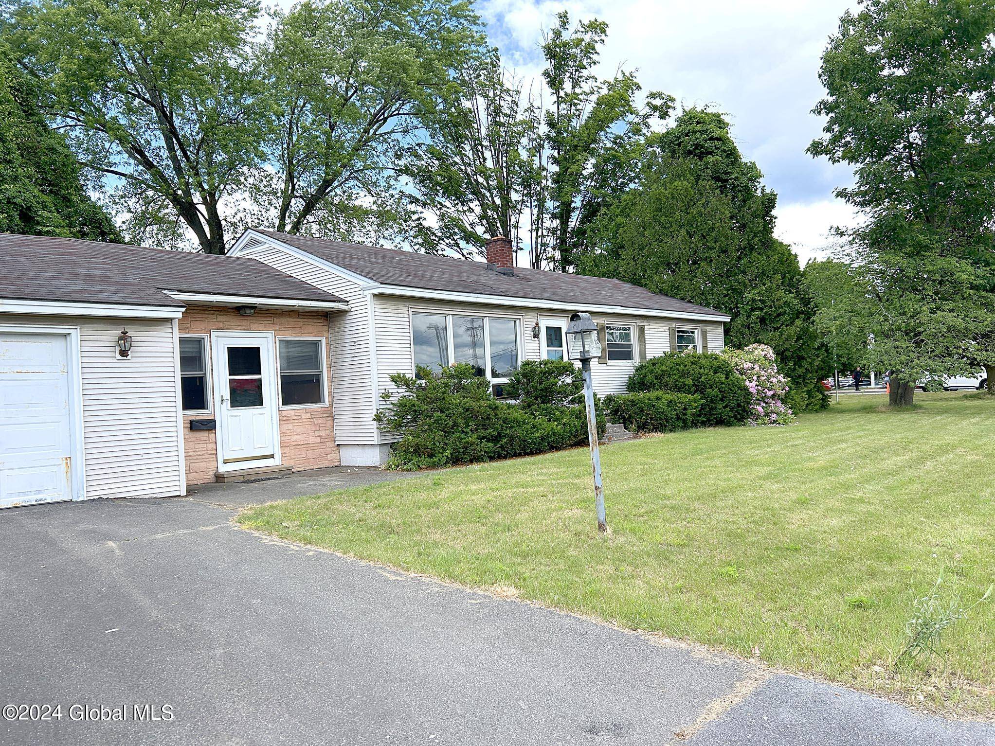 Queensbury, NY 12804,1 Thomas Street