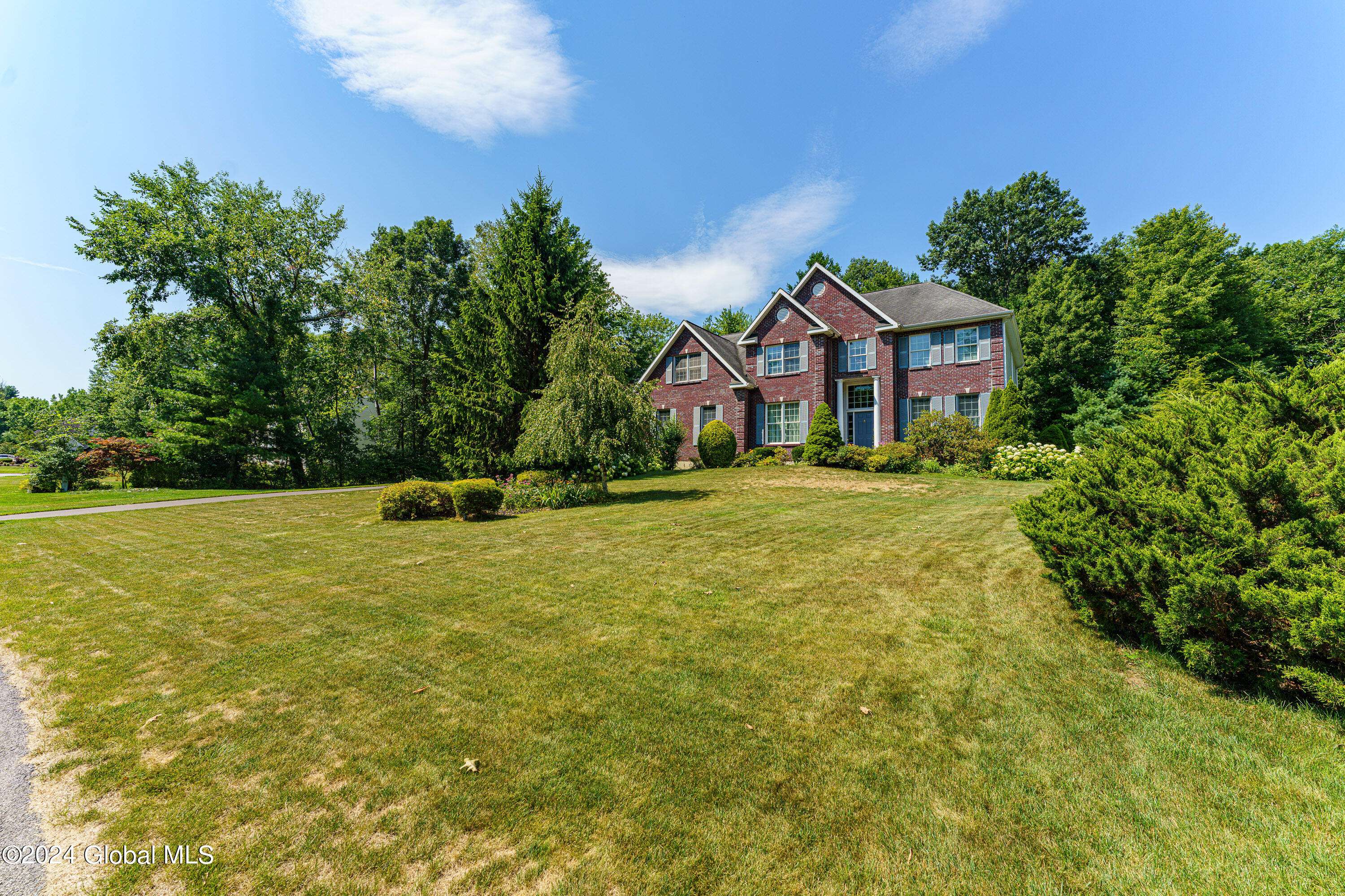 Halfmoon, NY 12065,6 Caraway Court