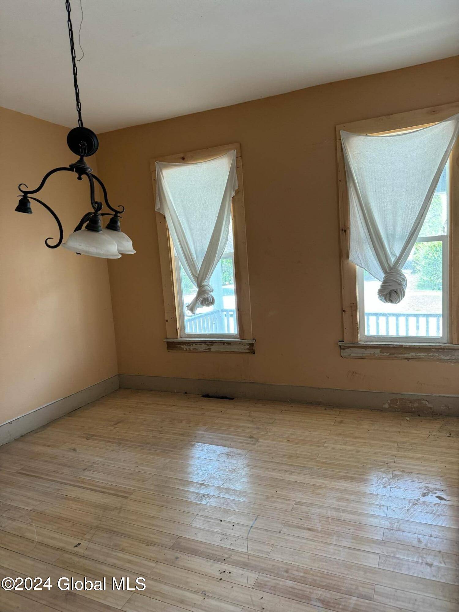 Johnstown, NY 12095,112 Mason Street