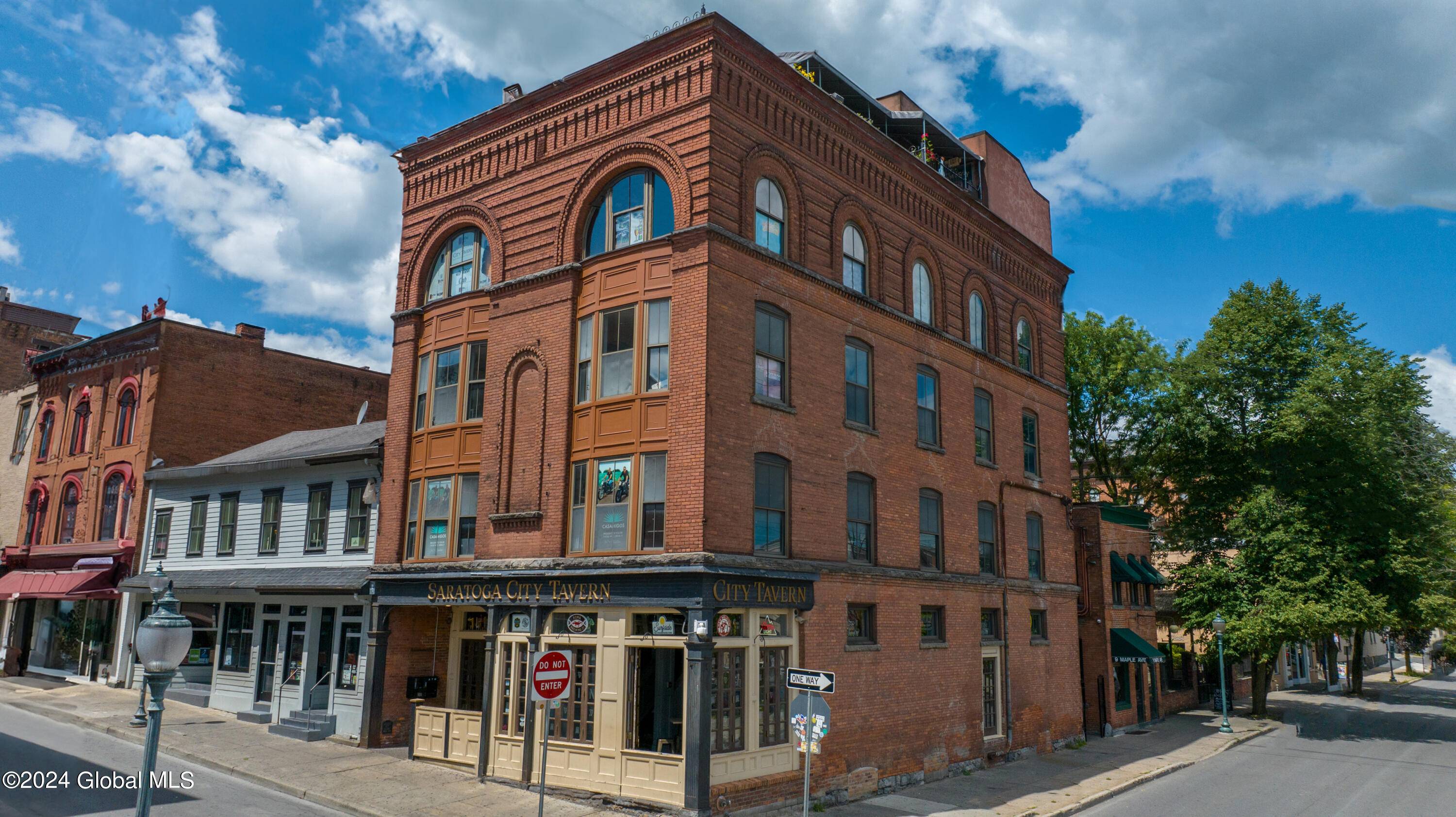 Saratoga Springs, NY 12866,19-21 Caroline Street