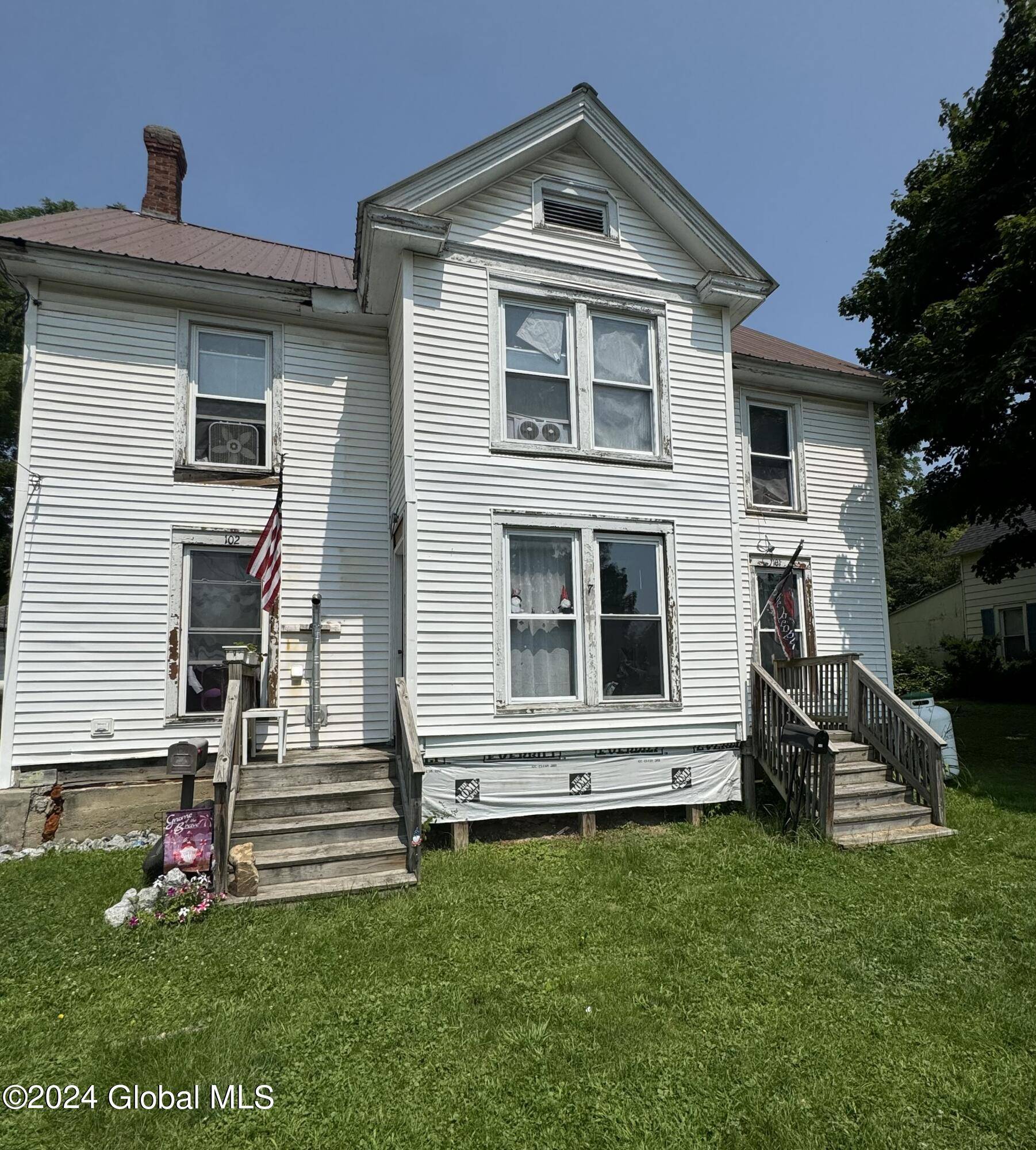 Ticonderoga, NY 12883,7 John Street