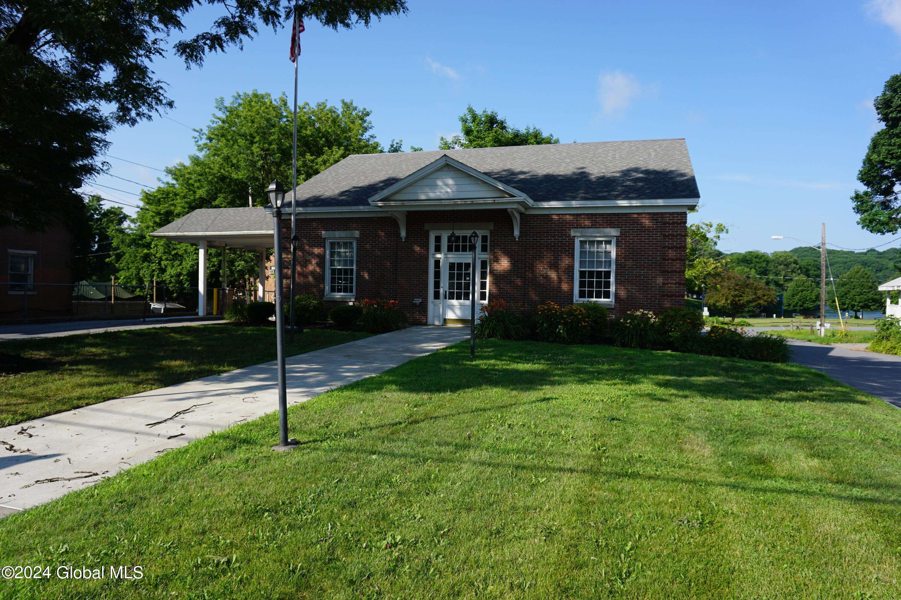 Fort Edward Village, NY 12828,153 Broadway