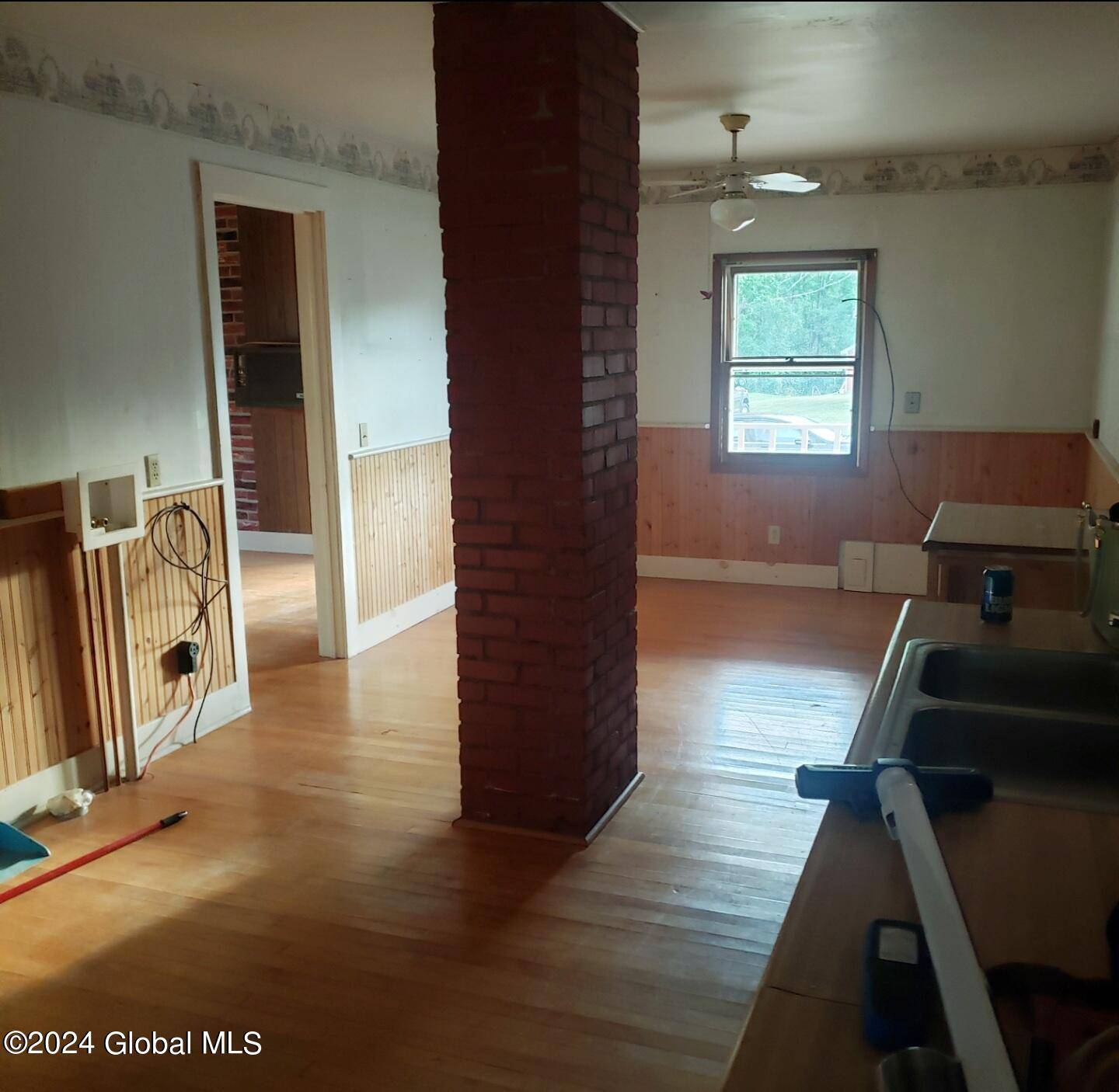 Ticonderoga, NY 12883,26 3rd Avenue