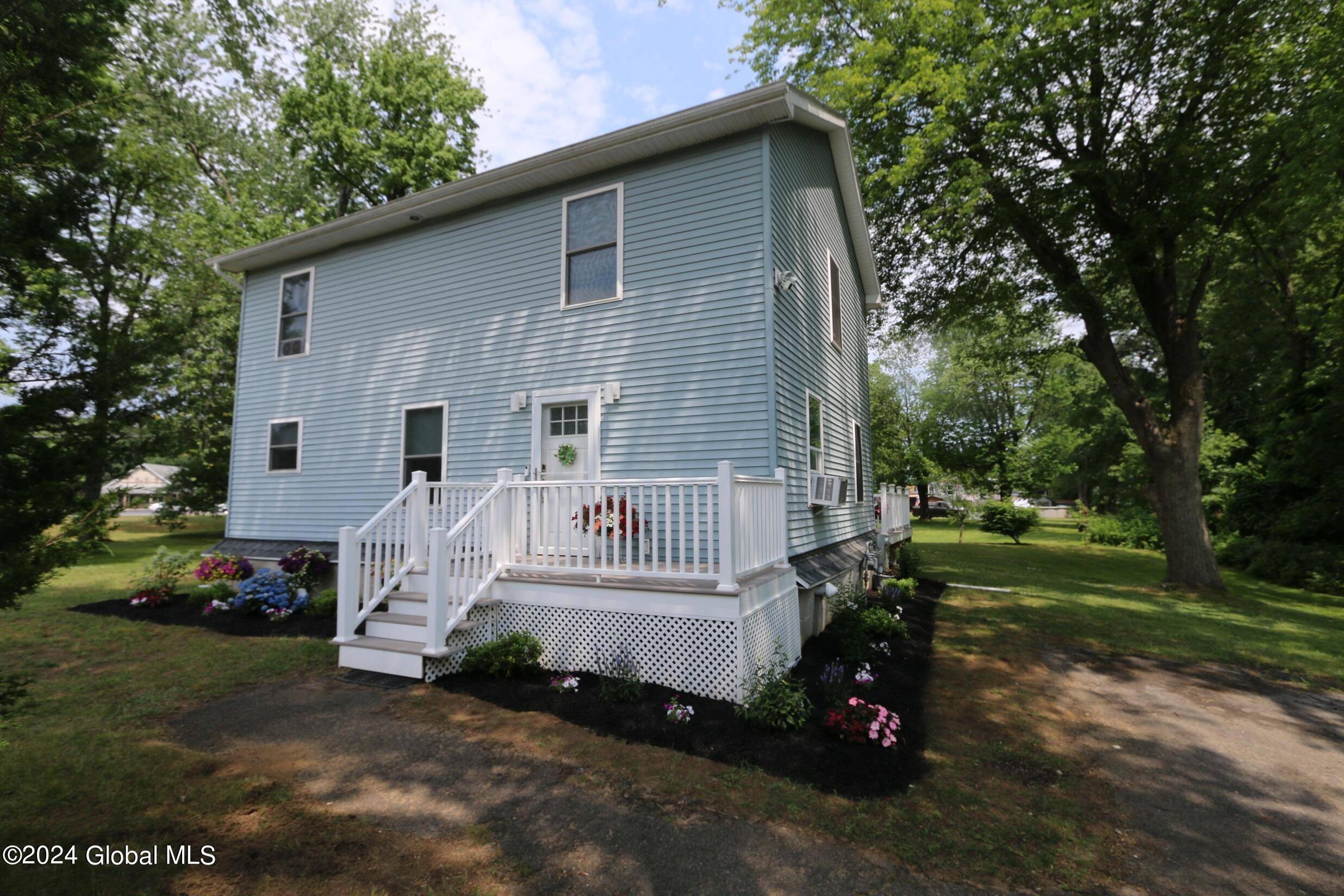 Halfmoon, NY 12188,4 Plank Road