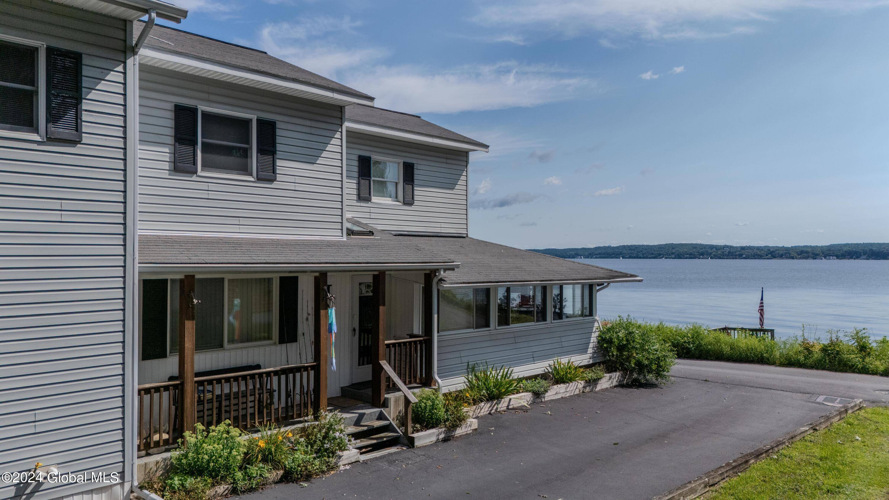 Malta, NY 12020,58 Riley Cove Road