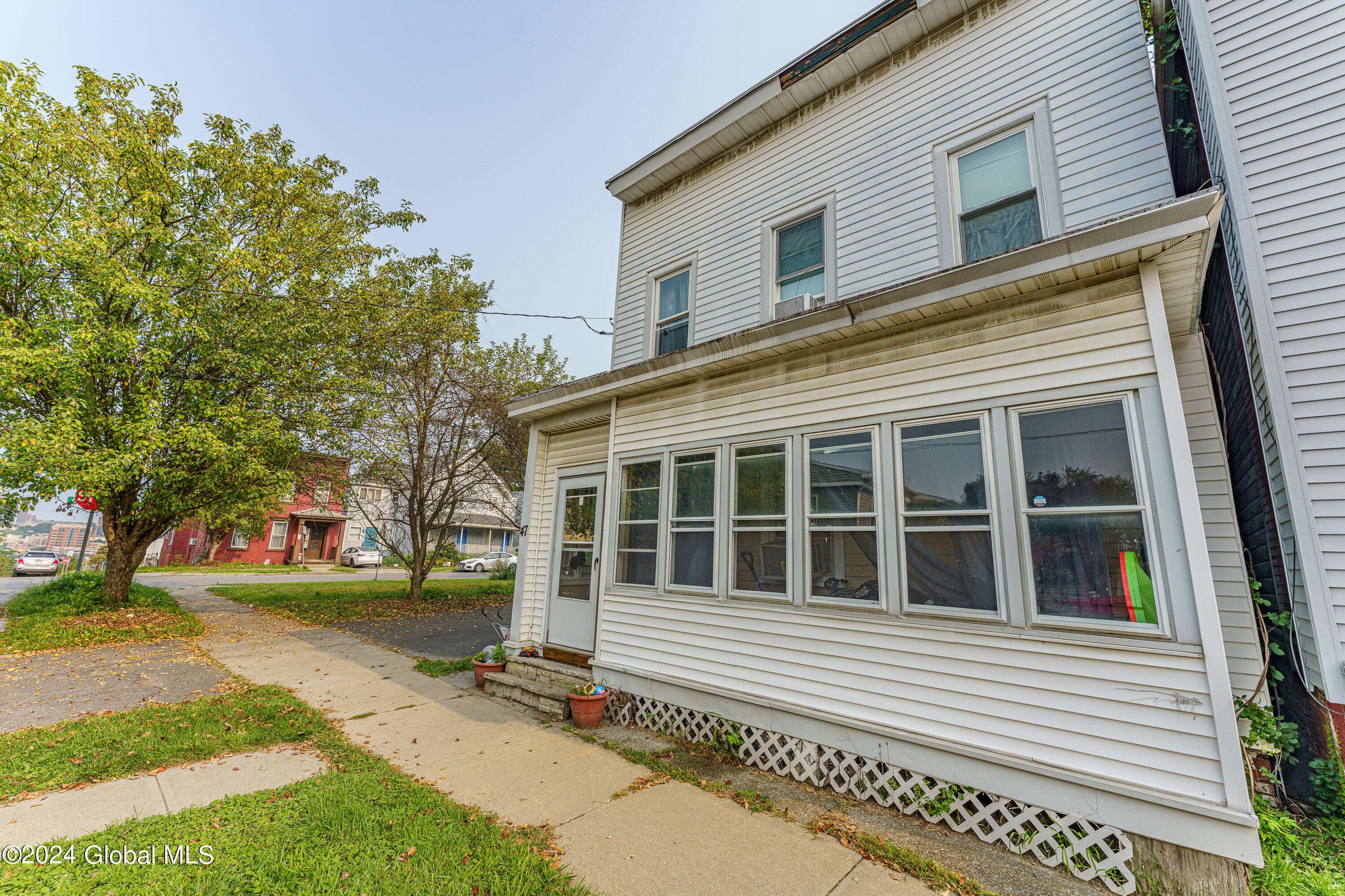 Rensselaer, NY 12144,47 Pine Street
