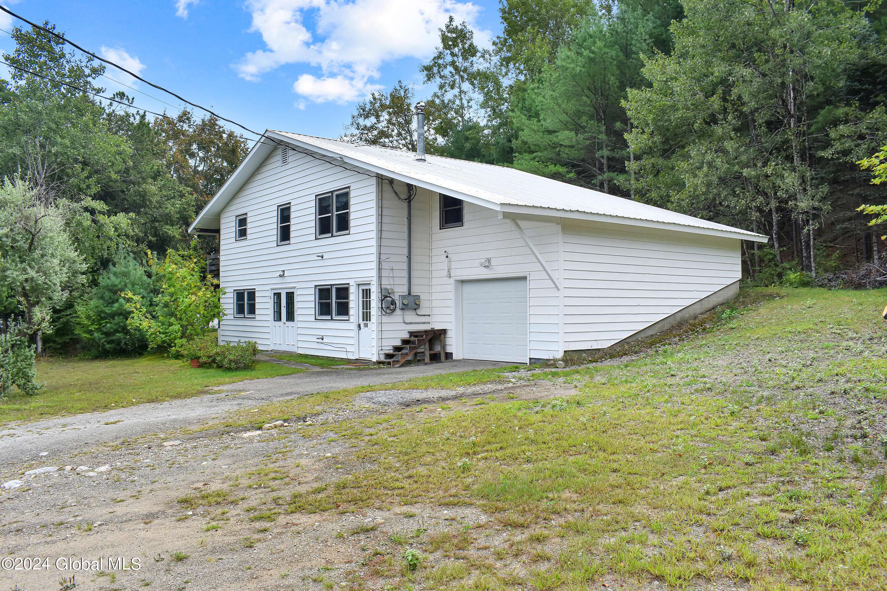 Johnsburg, NY 12853,158 Ski Bowl Road