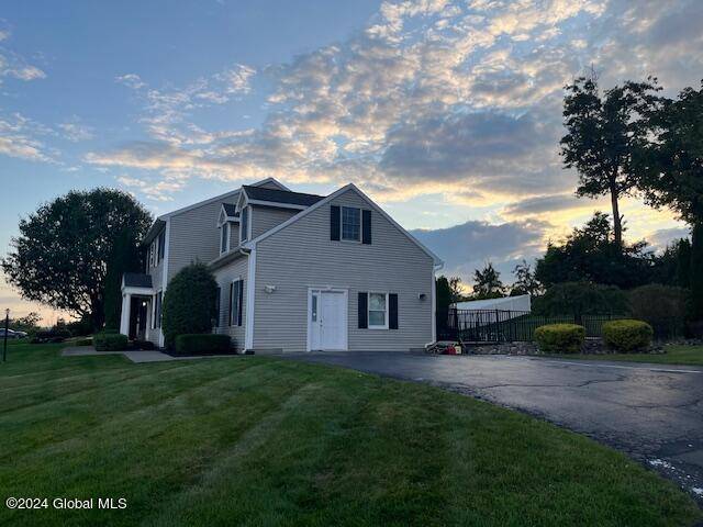 Niskayuna, NY 12304,2 Breanna Drive