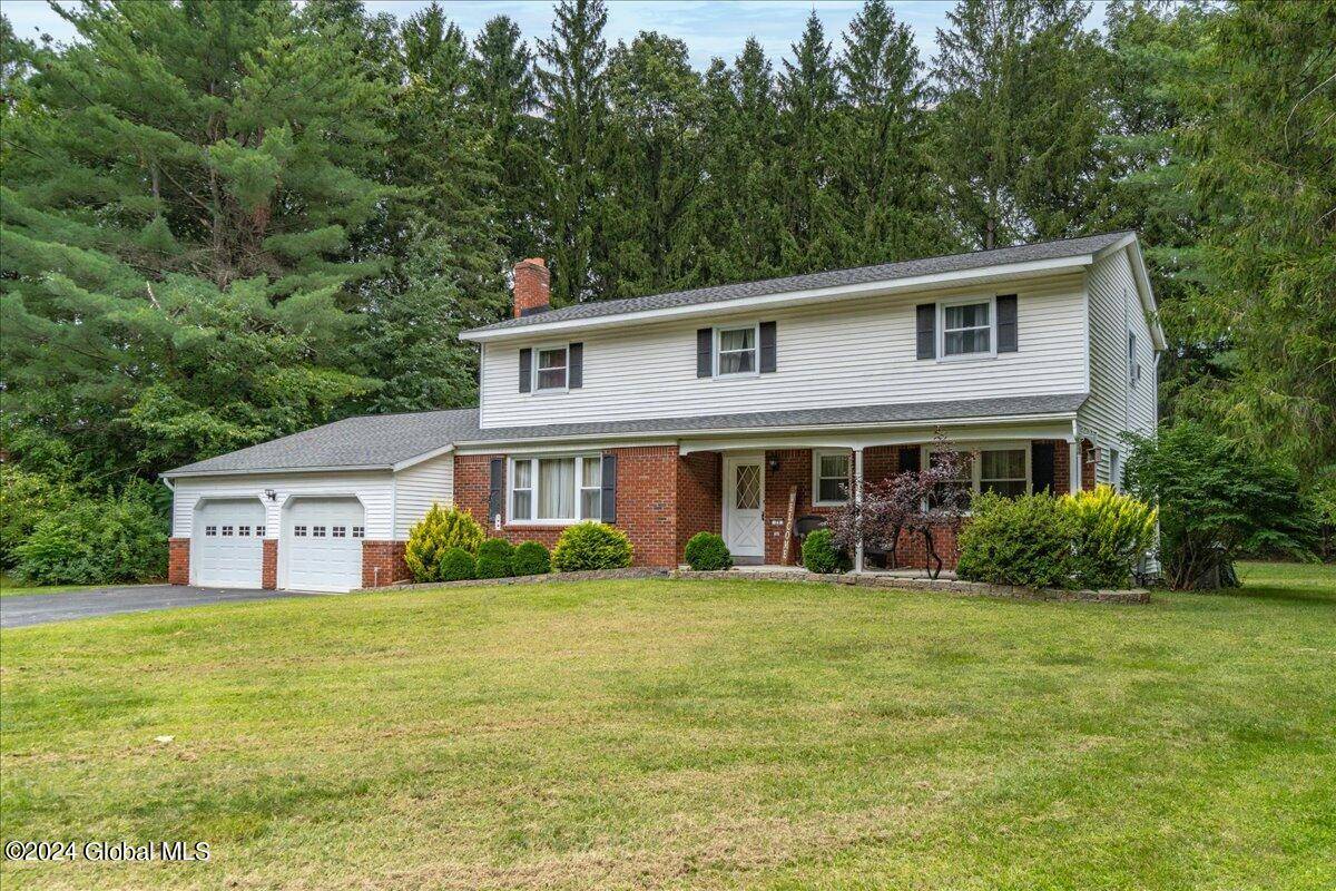 Clifton Park, NY 12065,29 Pinehurst Drive