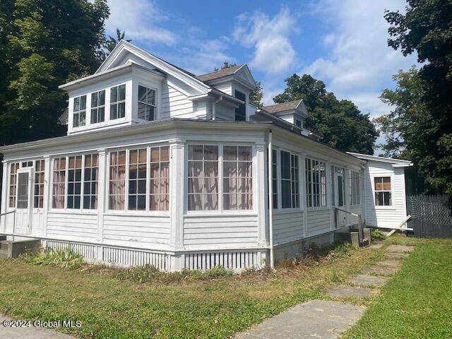 Hoosick Falls, NY 12090,35 River Street