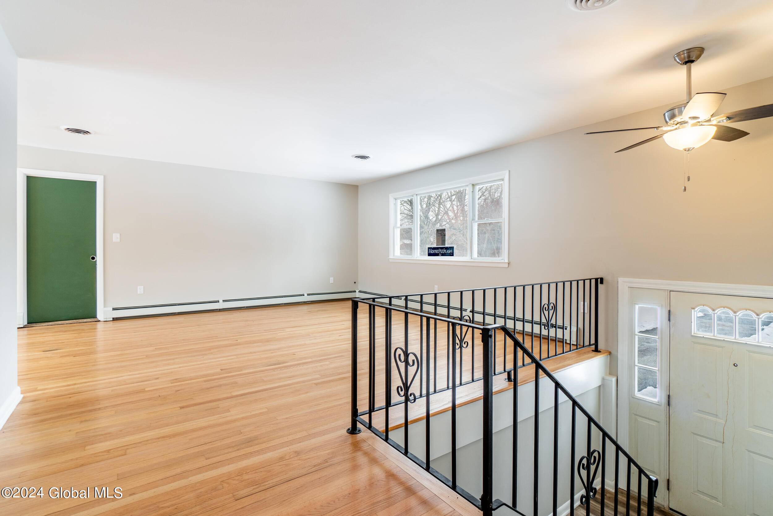 Bethlehem, NY 12158,274 Elm Ave E
