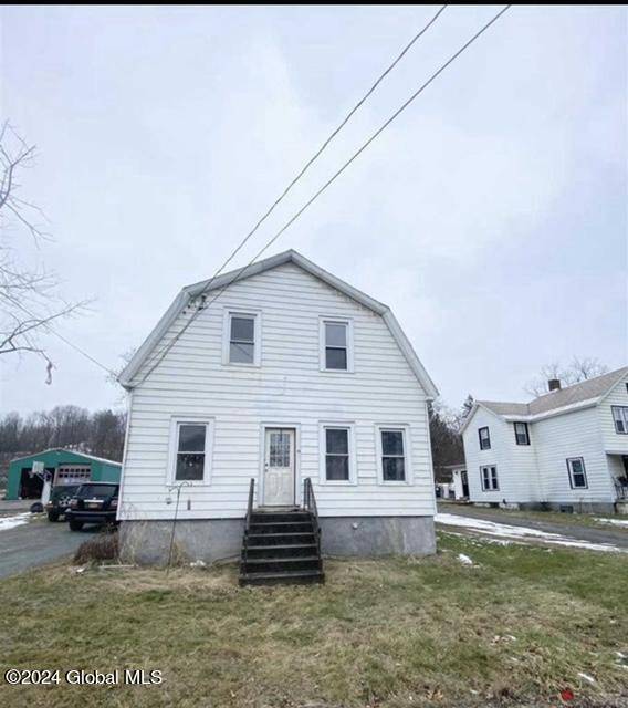 Mechanicville, NY 12118,369 S Main Street #2