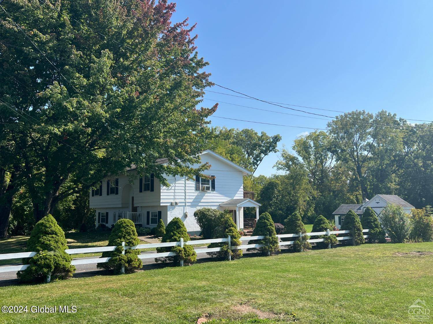 Athens Village, NY 12015,37 N Vernon