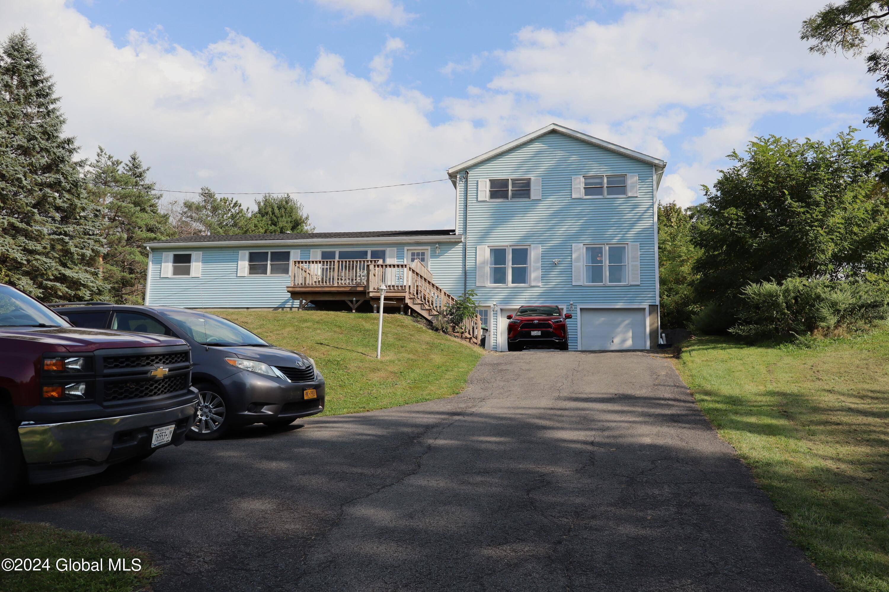 Poestenkill, NY 12140,49 Abbott Drive